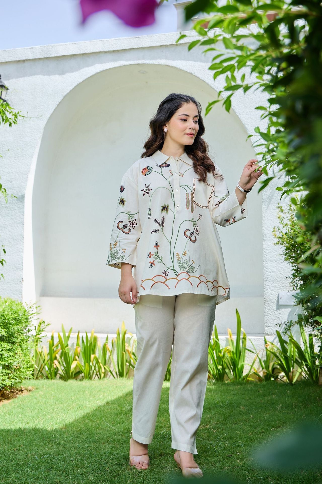 Floral Muse Hand-embroidered Cotton Coord With Collar