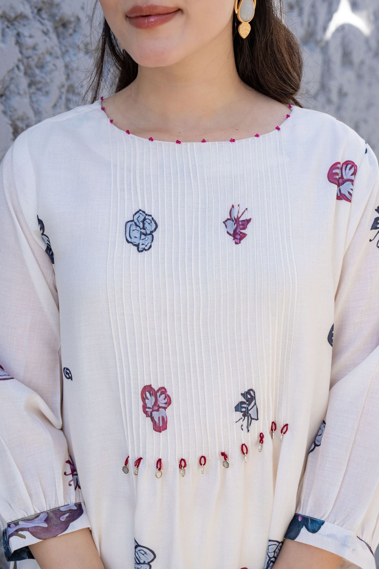 Soft Bloom Off-white Cord Set With Floral Prints image 3