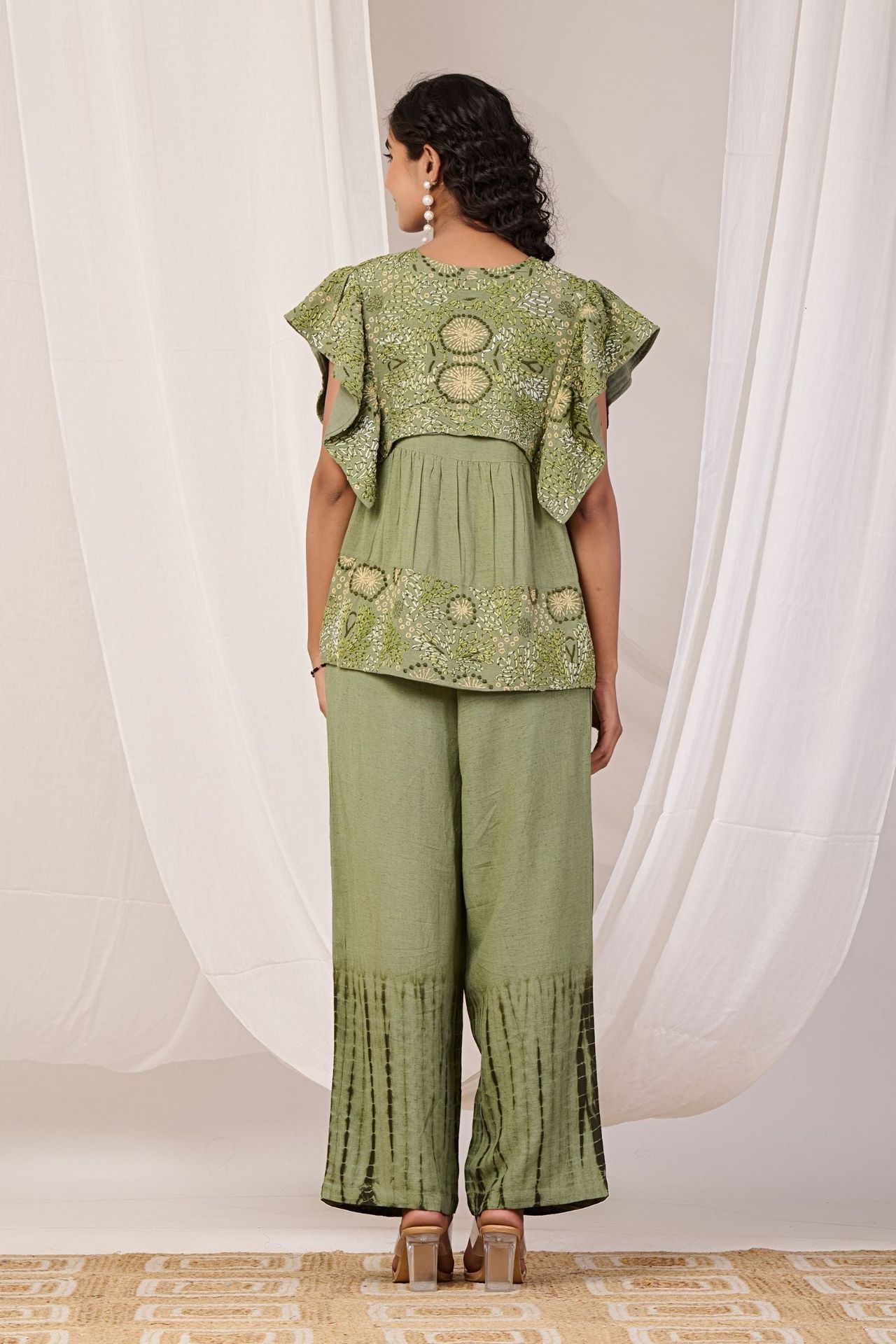 Emerald Elegance Embroidered Cord Set image 3