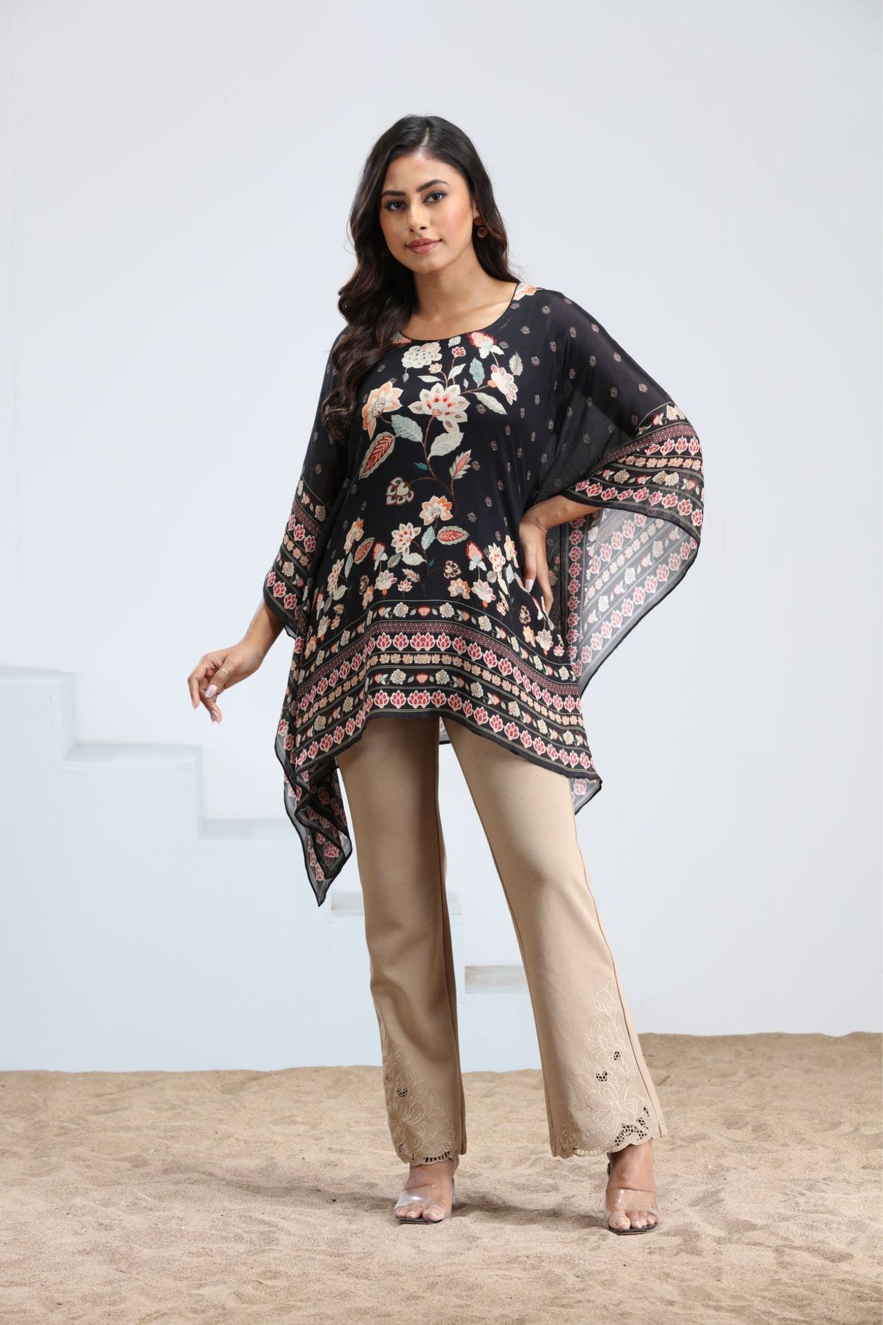 Short Black Print Kaftan image 3