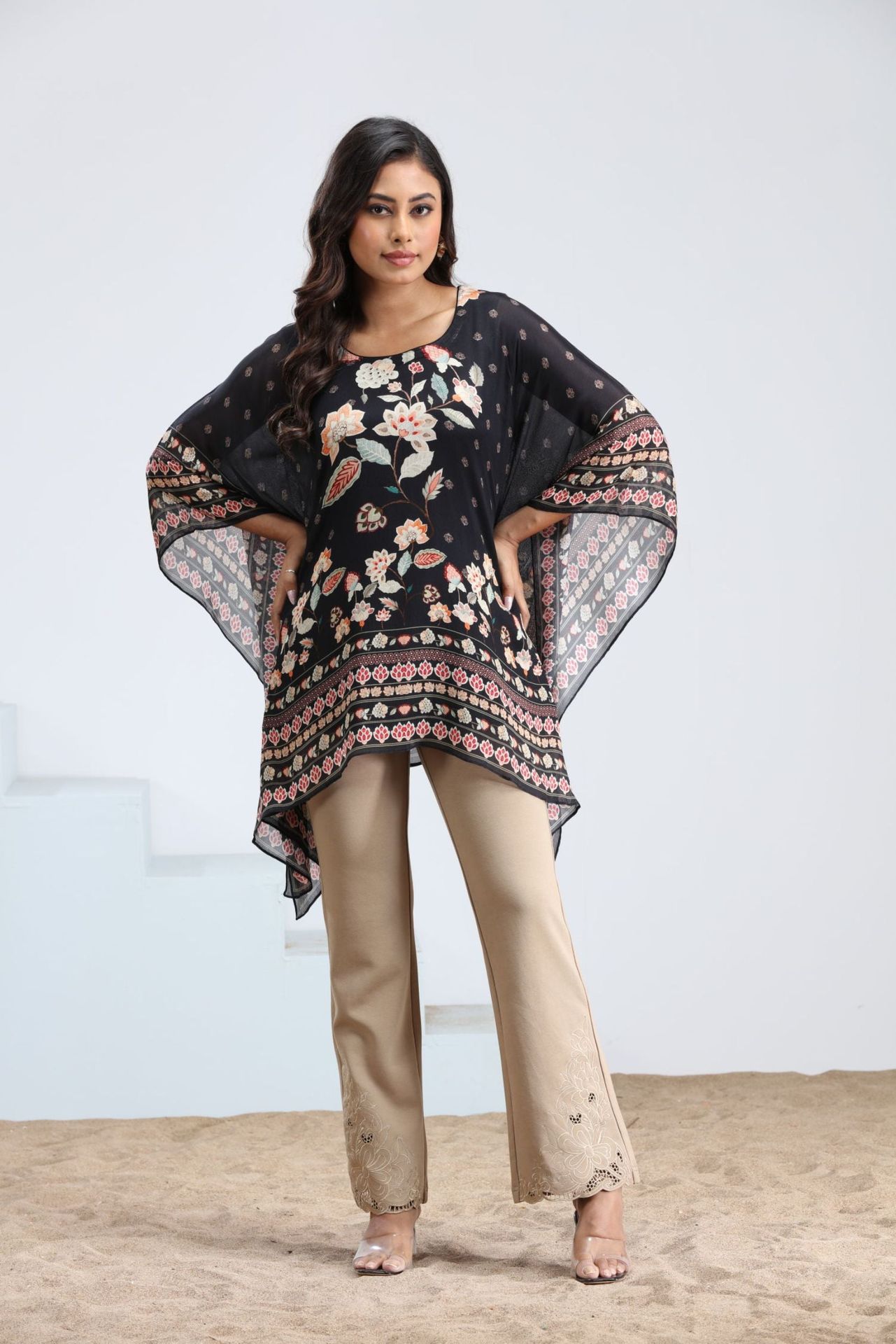 Short Black Print Kaftan image 4