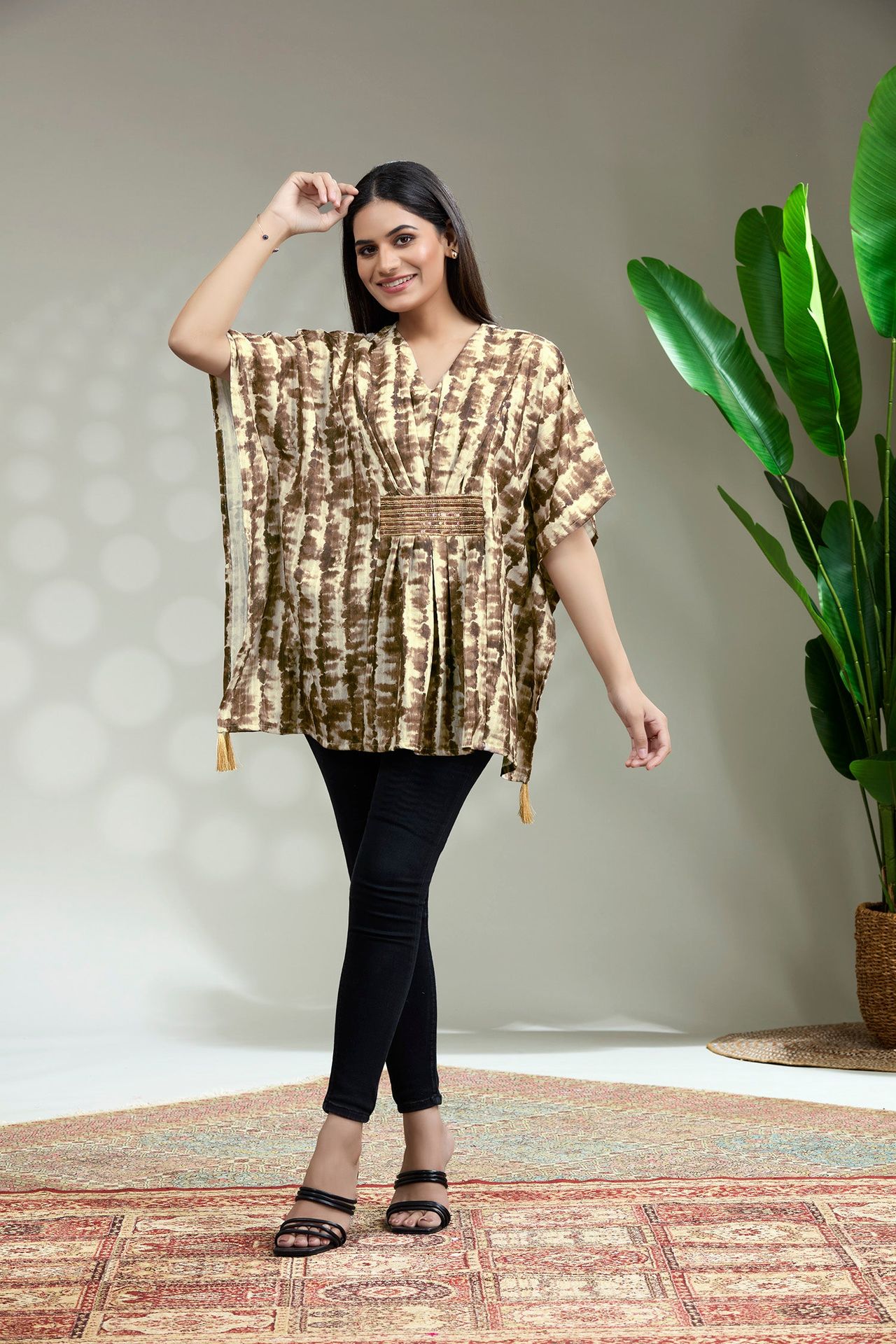 Trendy Tie Dye Kaftan With Broach