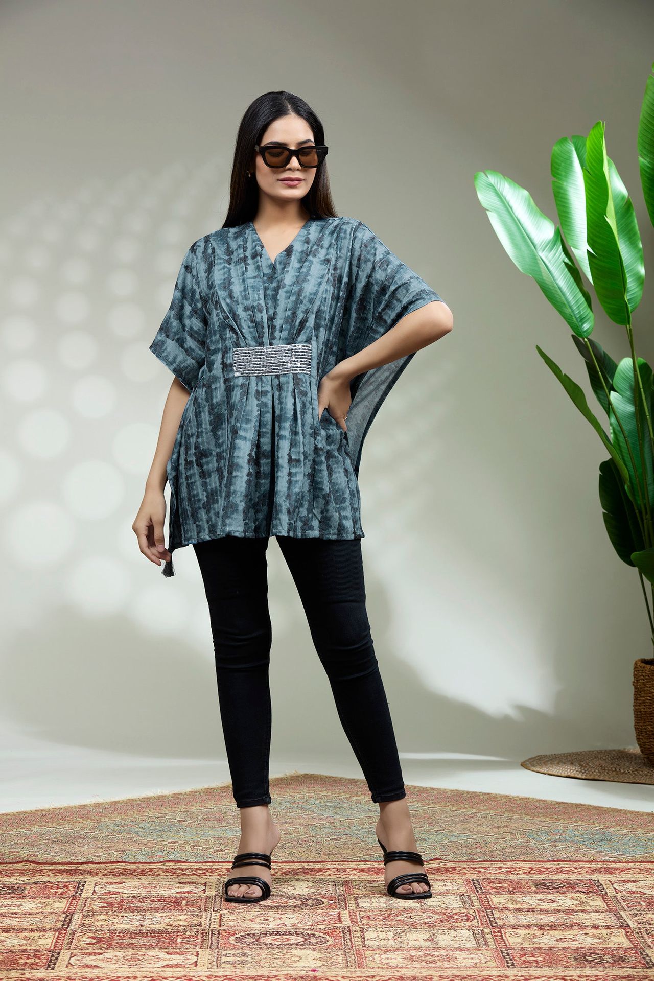 Trendy Tie Dye Kaftan With Broach