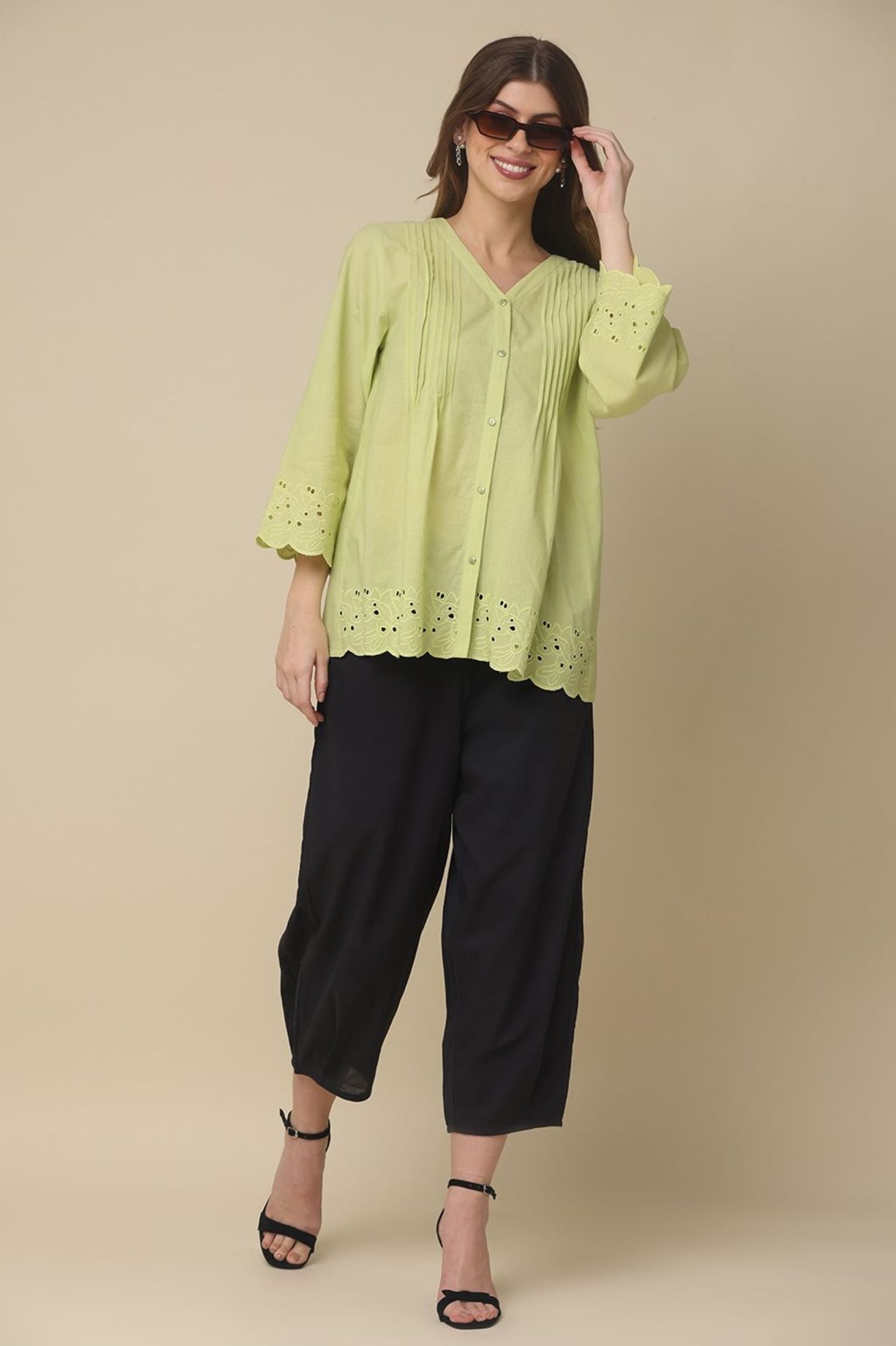 Freyaa Minty Fresh Solid Top image 2