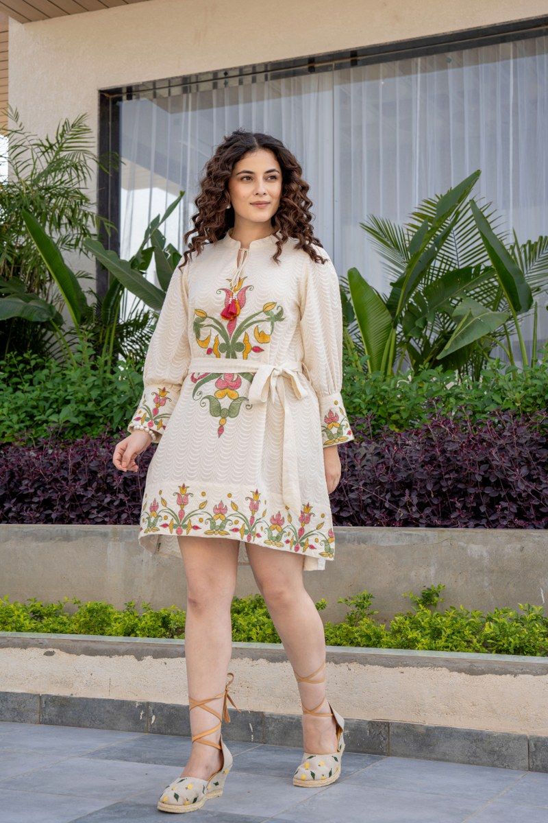 Off-white Tunic With Floral Handwork & Belt image 2