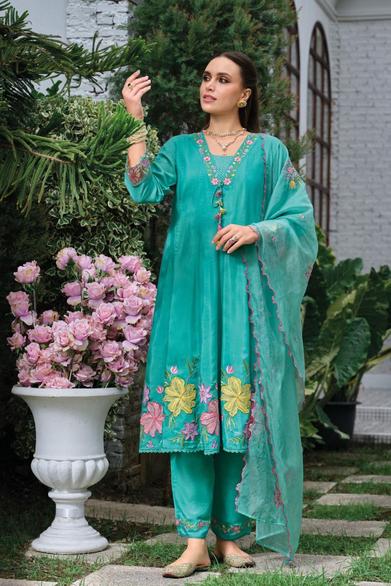 Floral Hand Embroidery Pure Mul Chanderi Three Piece Set image 2