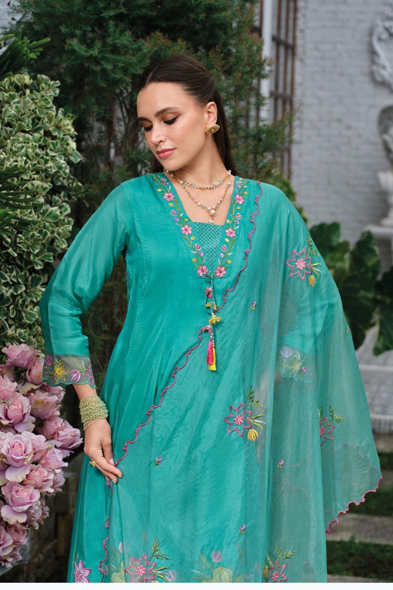 Floral Hand Embroidery Pure Mul Chanderi Three Piece Set image 3