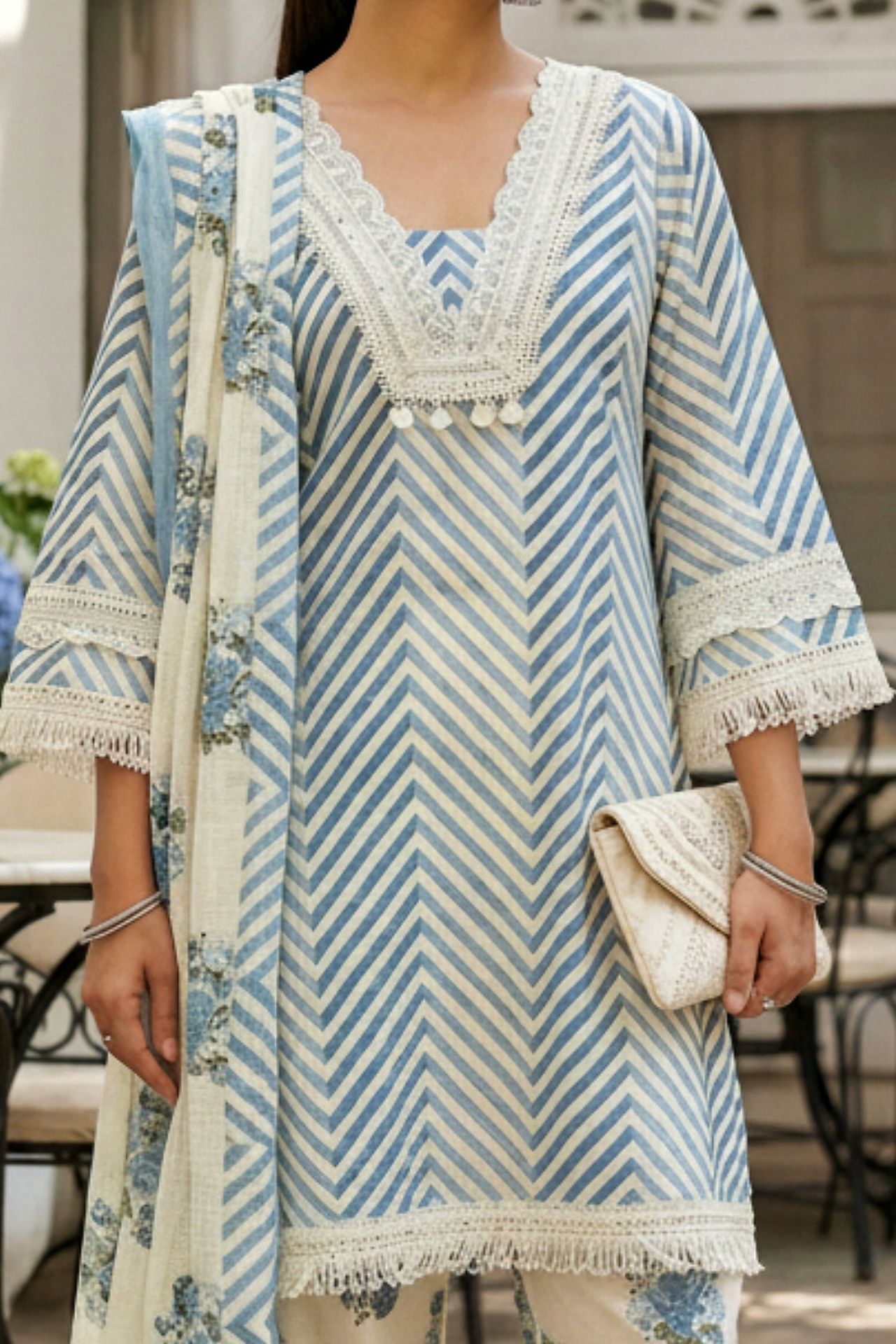 Blue Three-piece Set With Straight Cut Pattern And Dupatta image 4