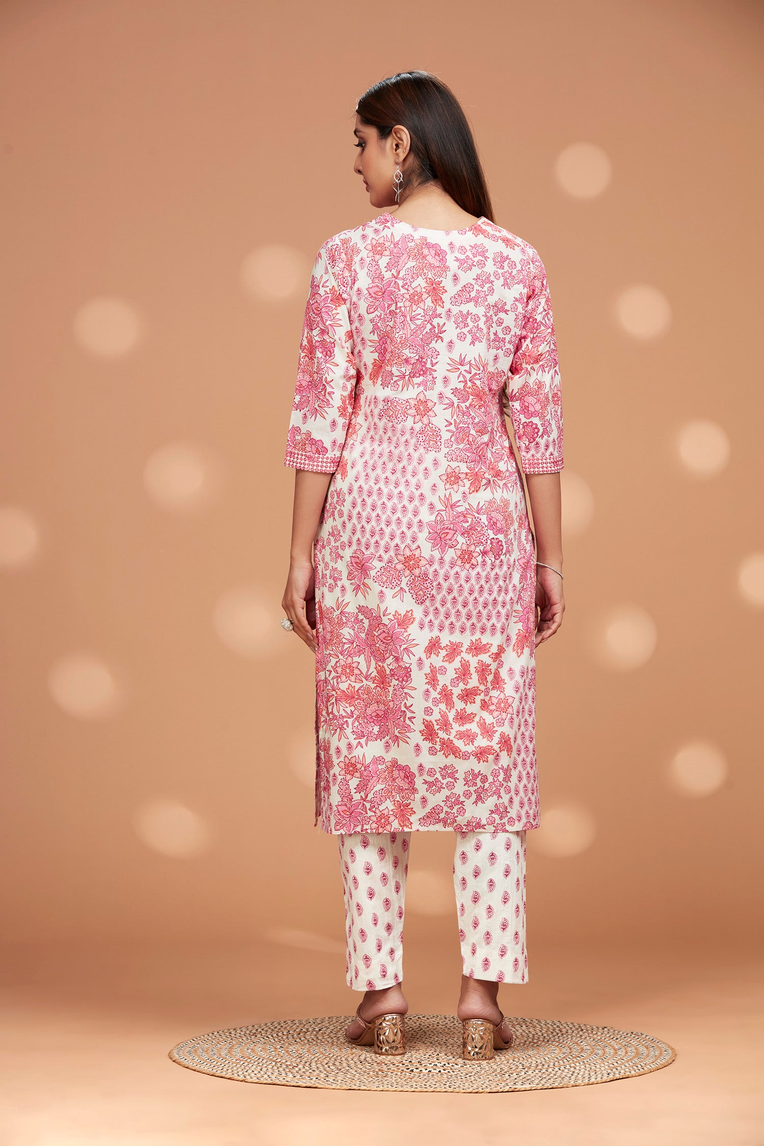 Cotton V Neck Printed A Line Kurta Set image 5