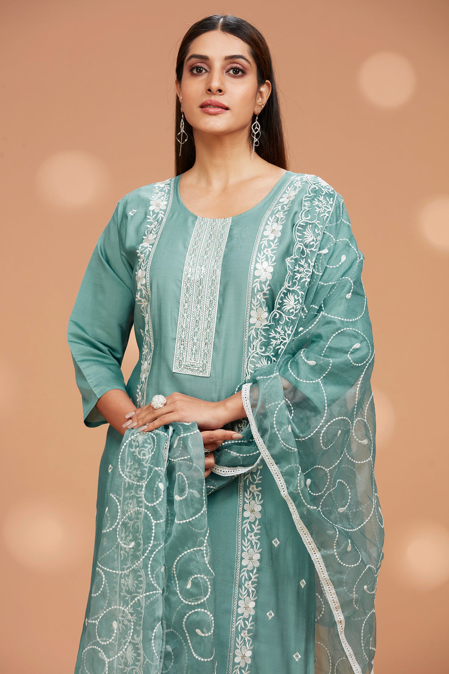 Three-piece Evening Wear Kurta Set image 3