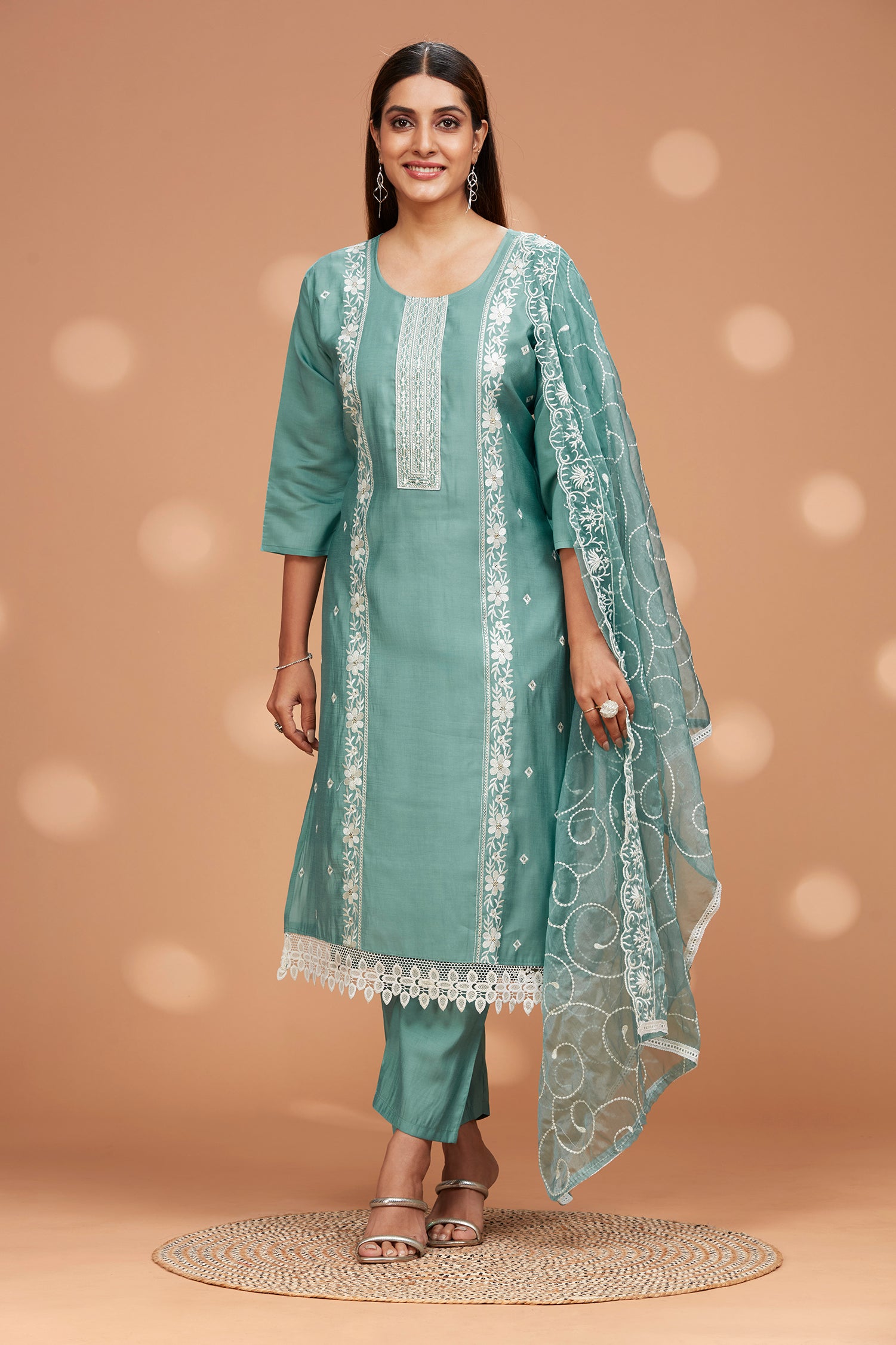 Three-piece Evening Wear Kurta Set image 5