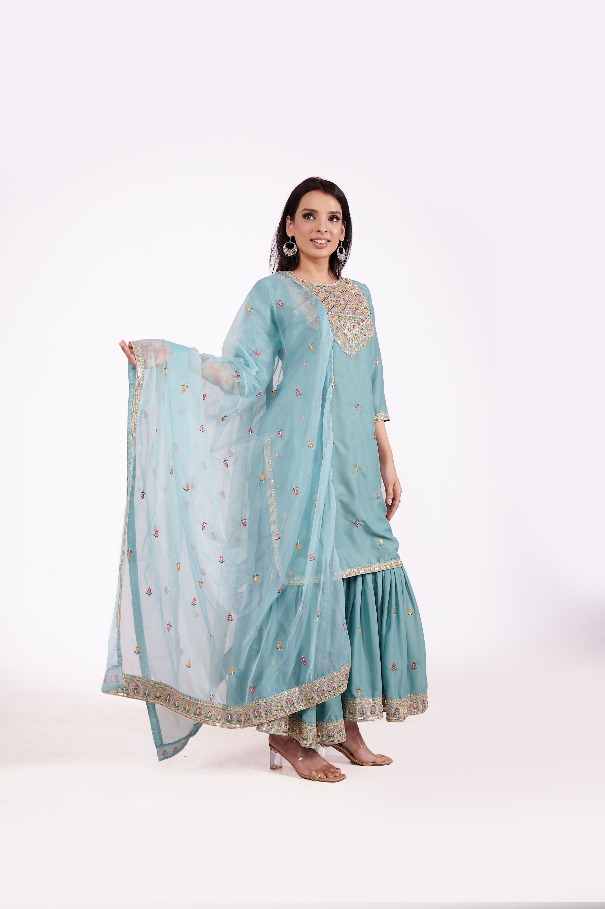 Three-piece Sharara Kurta Set image 3