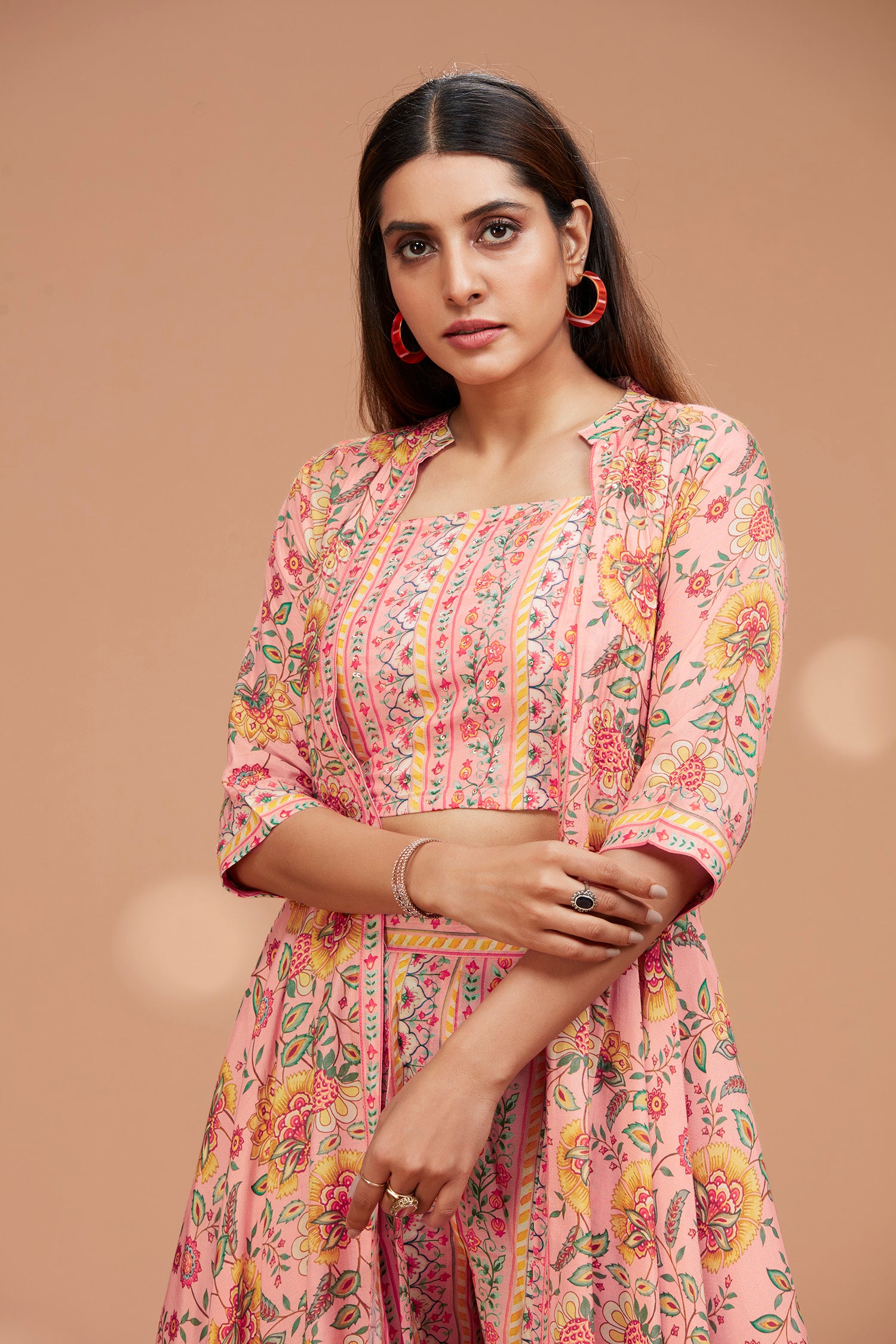 Muslin Co-ord Set With Spaghetti Top And Shrug image 3