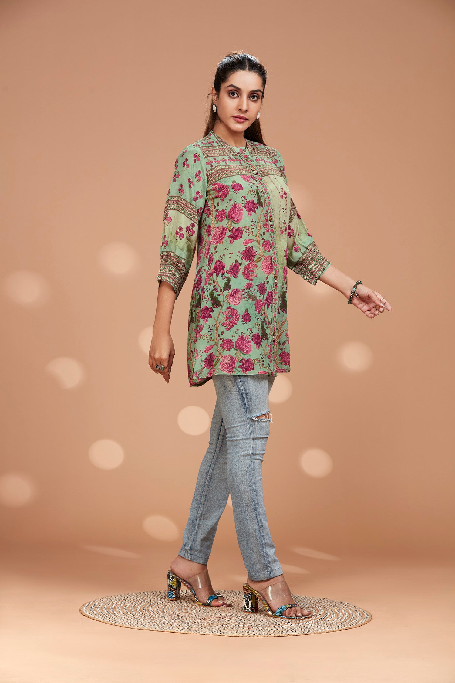 Crepe Floral Shirt With Narrow Cuff image 4
