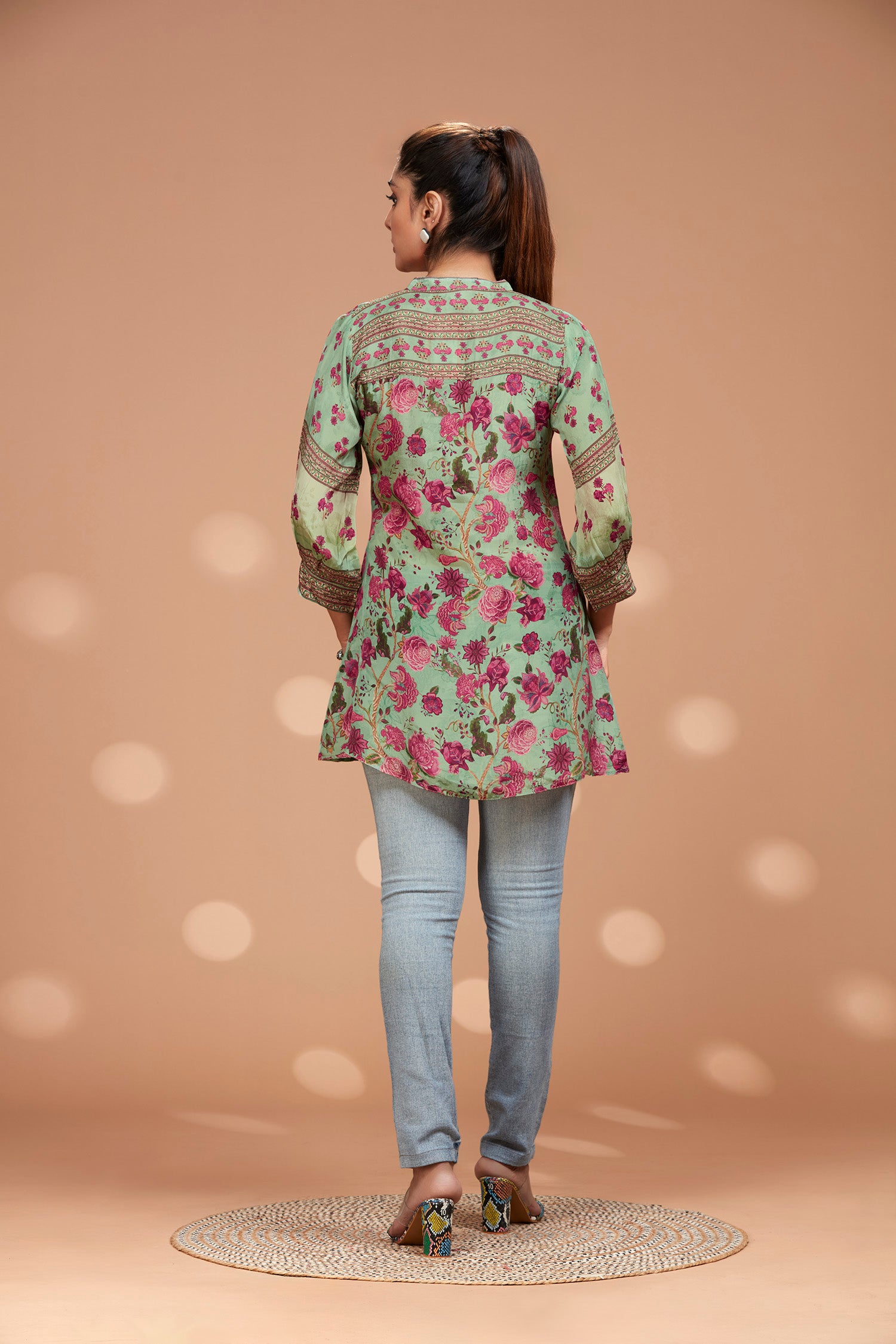 Crepe Floral Shirt With Narrow Cuff image 6