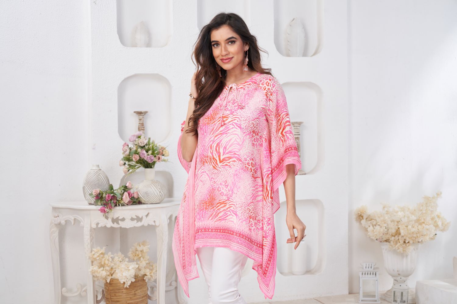 Abstract Viscose Chinon Pink Printed Short Kaftan image 5