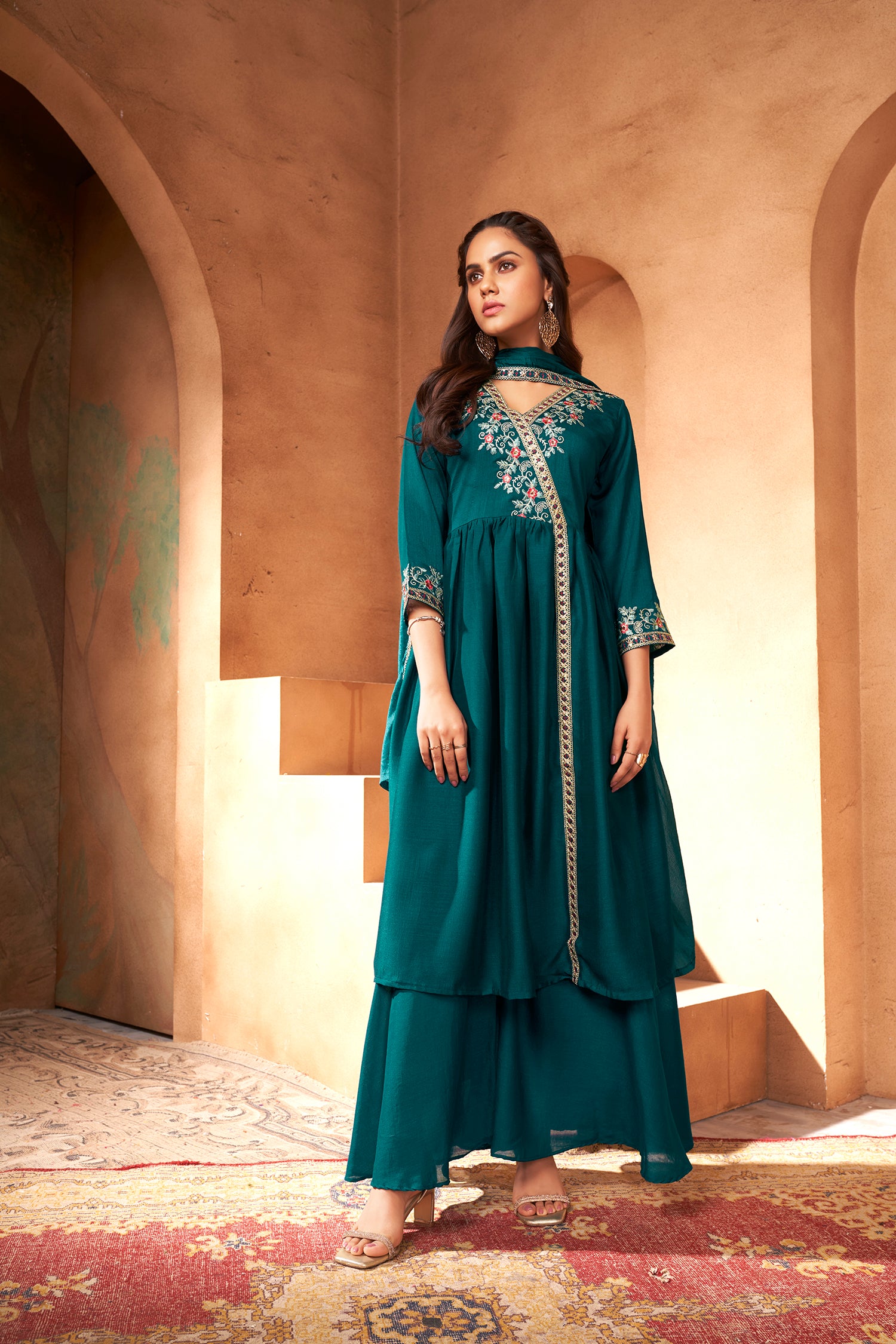 Teal Blue Embroidered Three- Piece Kurta Set In Chinon Fabric image 3