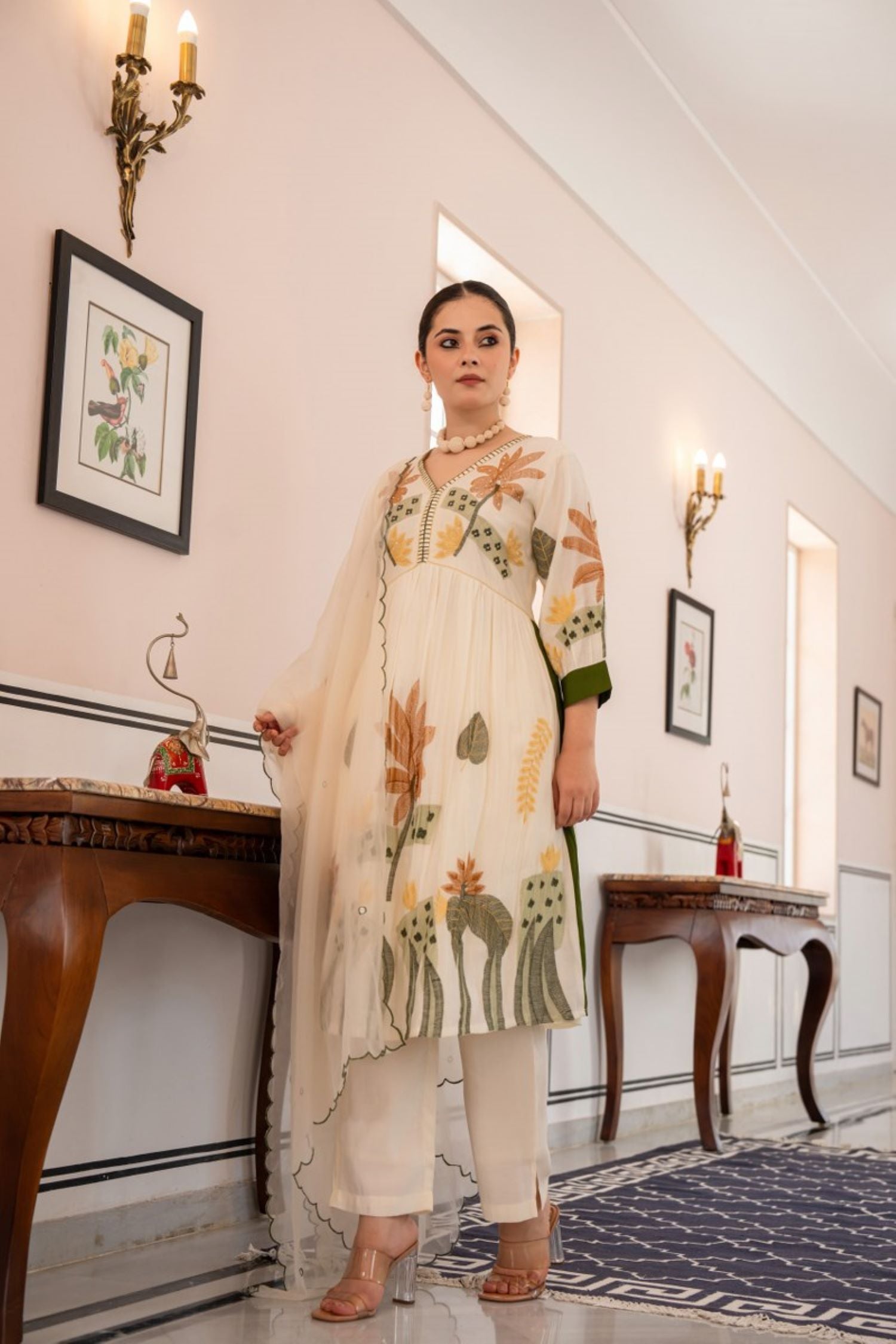 Off-white Floral Embroidered Straight Kurta Suit With Dupatta image 4