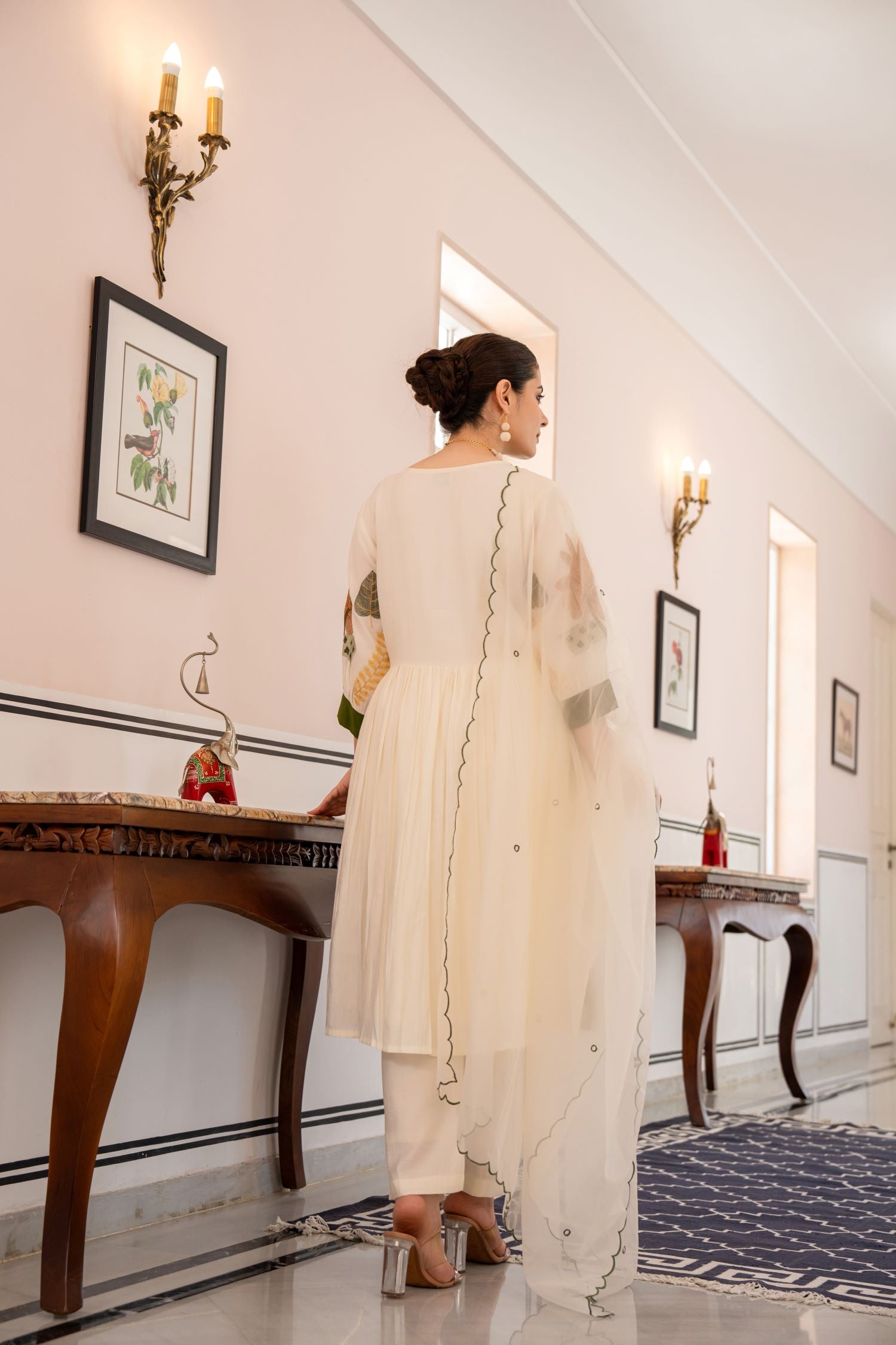 Off-white Floral Embroidered Straight Kurta Suit With Dupatta image 8