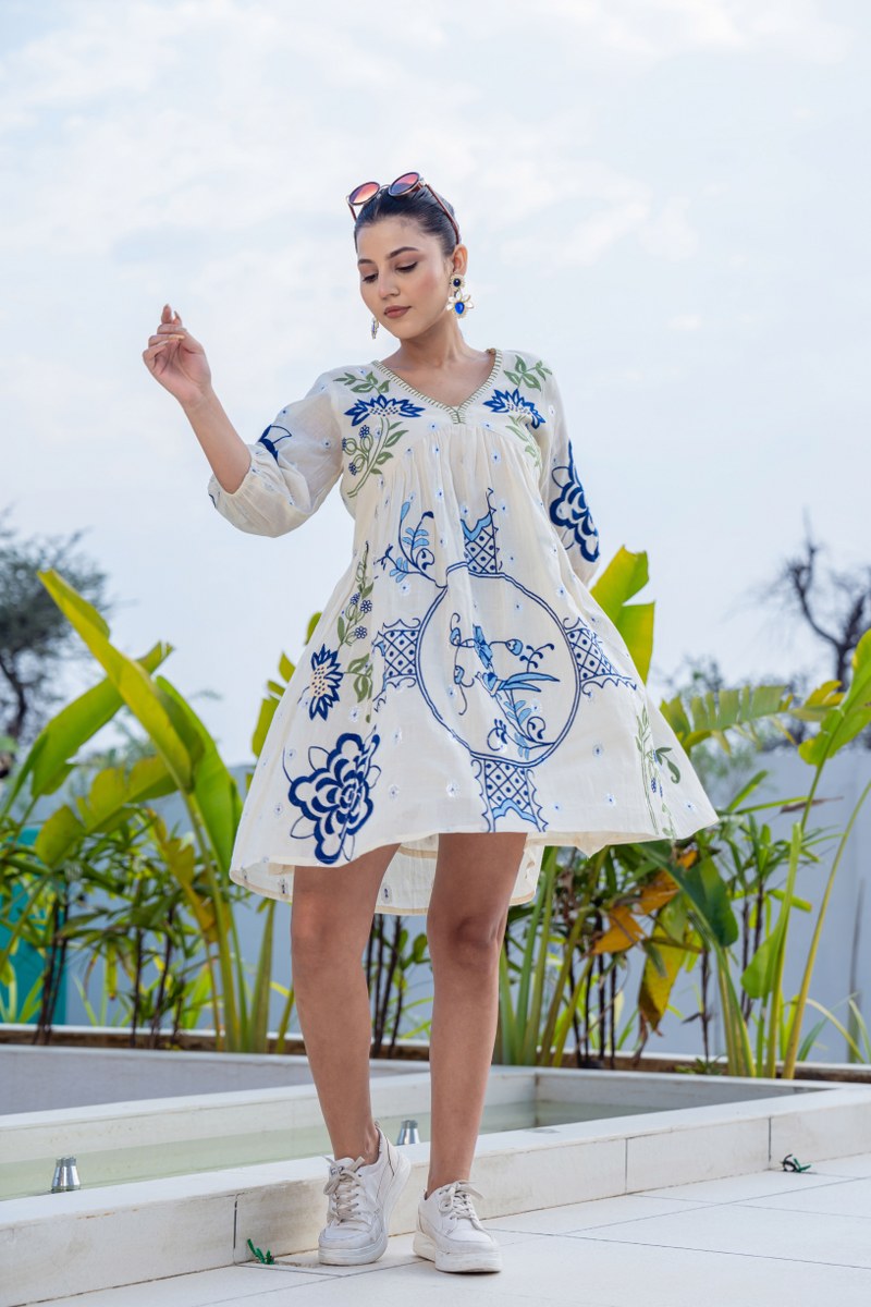 White Party Tunic Dress: Ivory Blue Threadwork Dress image 3