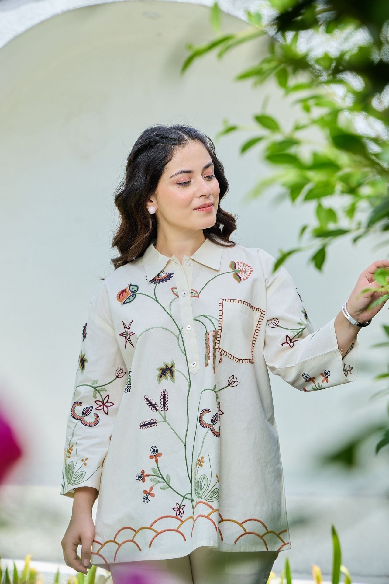Floral Muse Hand-embroidered Cotton Coord With Collar image 5