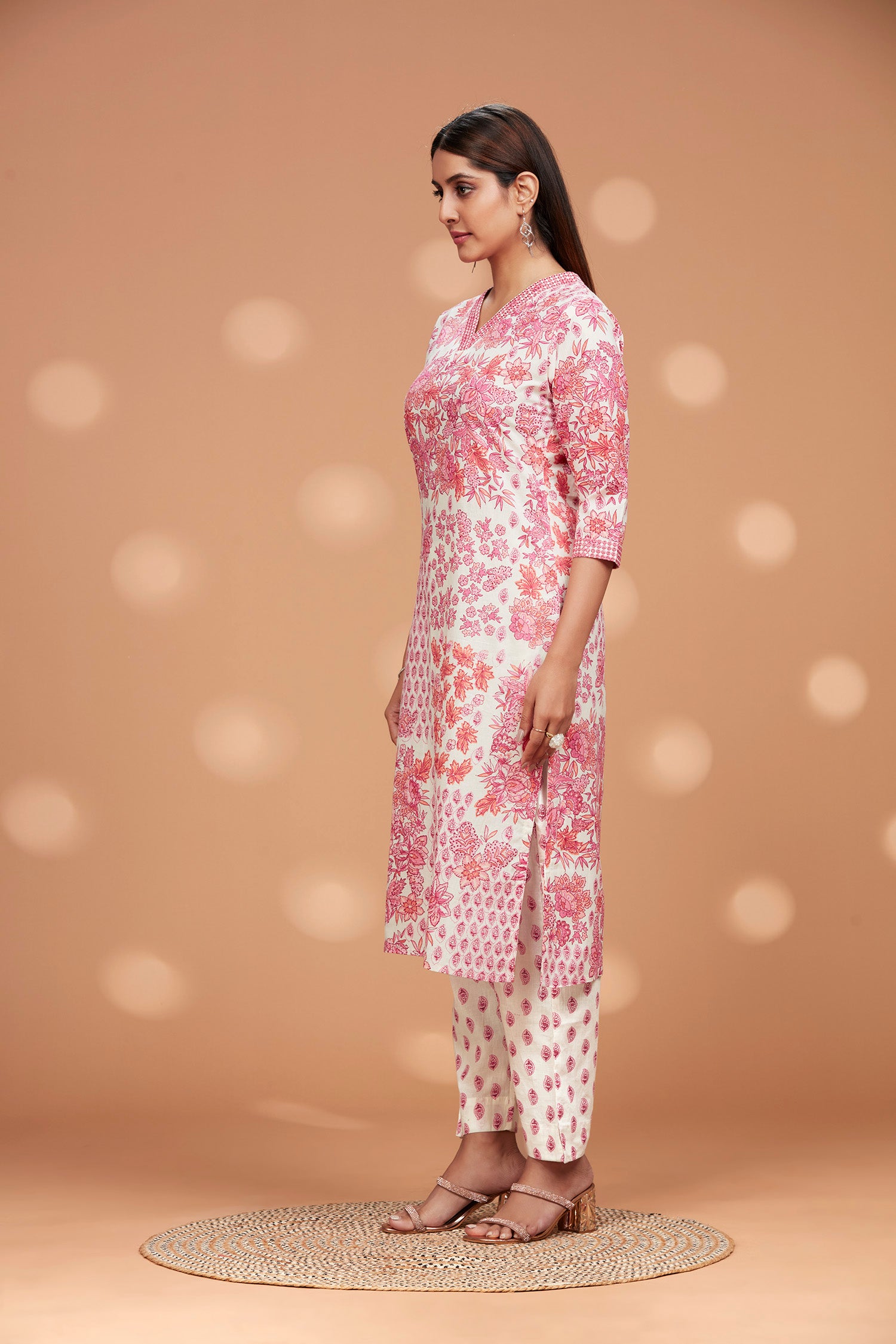 Cotton V Neck Printed A Line Kurta Set image 4