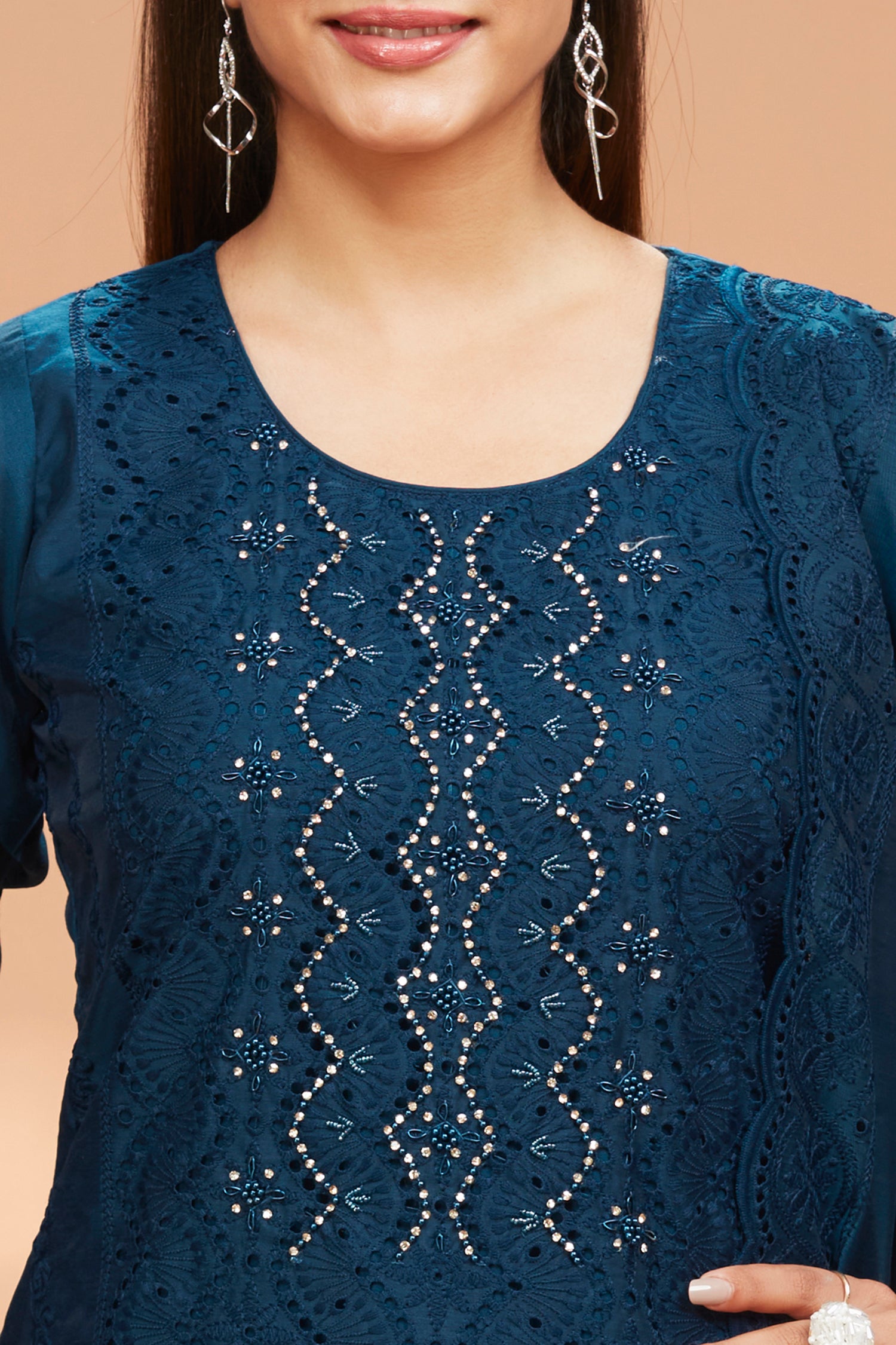 Straight Fit Schiffli Kurta With Pant & Duppatta image 4