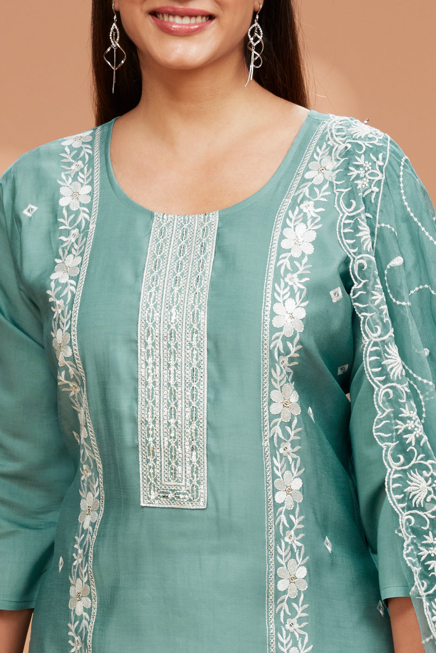 Three-piece Evening Wear Kurta Set image 4