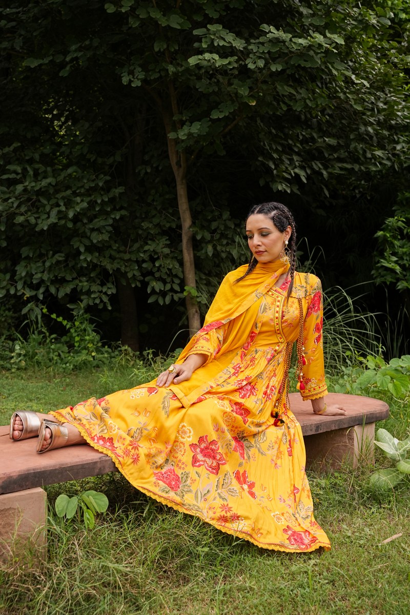 Traditional Anarkali Kurta Set - Yellow image 8
