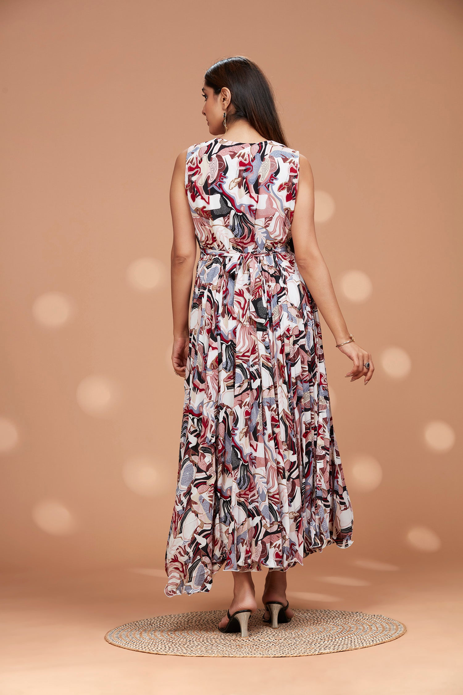 Pleated Sleeveless Gown With Metal Waist Belt (WINE) image 6