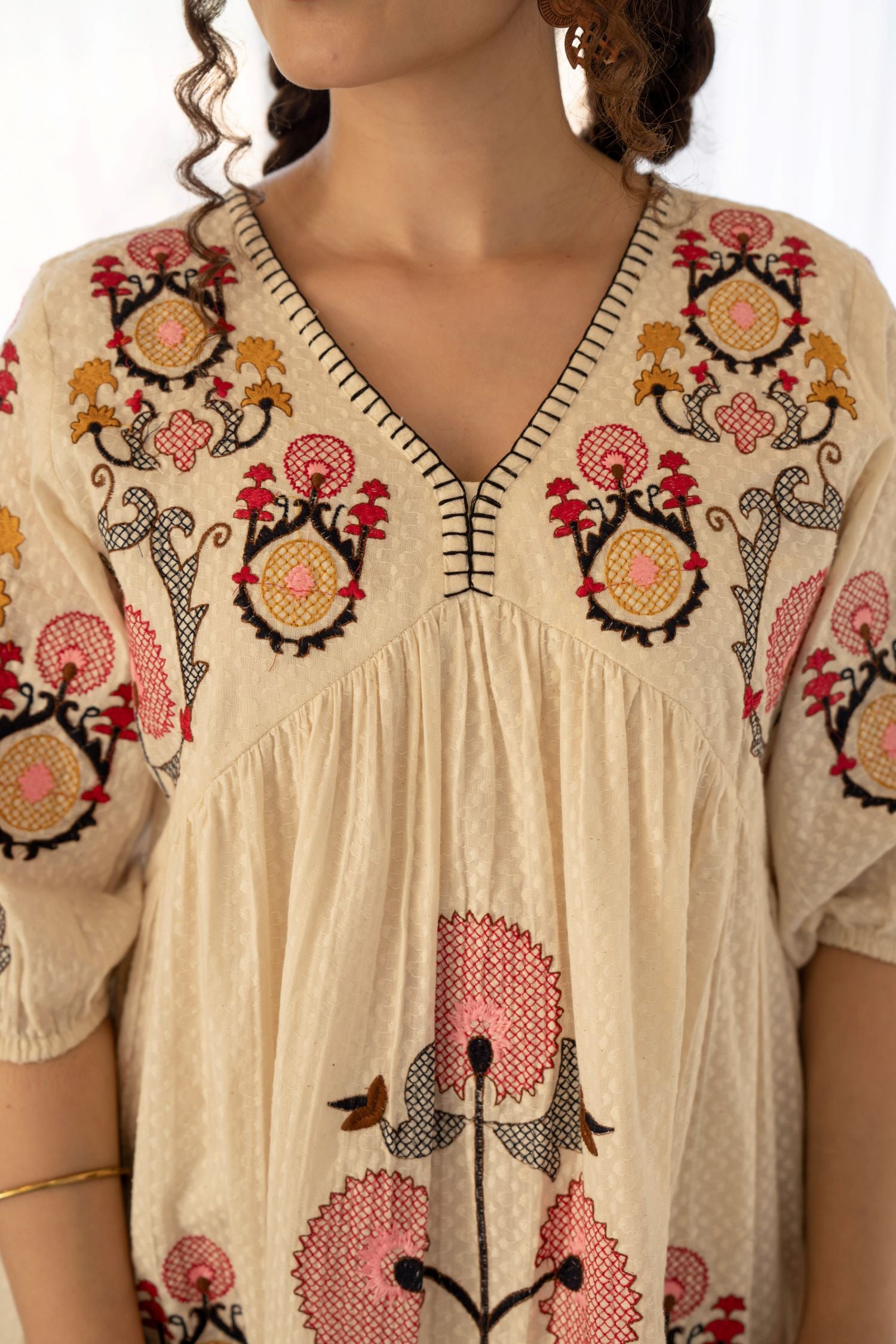 Freyaa Cream Cotton V-neck Tunic Top With Pink Embroidery And Self-design Fabric image 7