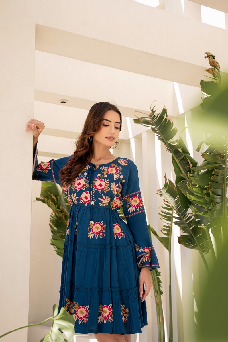 Rocky Glow:teal Blue Bell Sleeves Embroidered Tunic Dress image 5