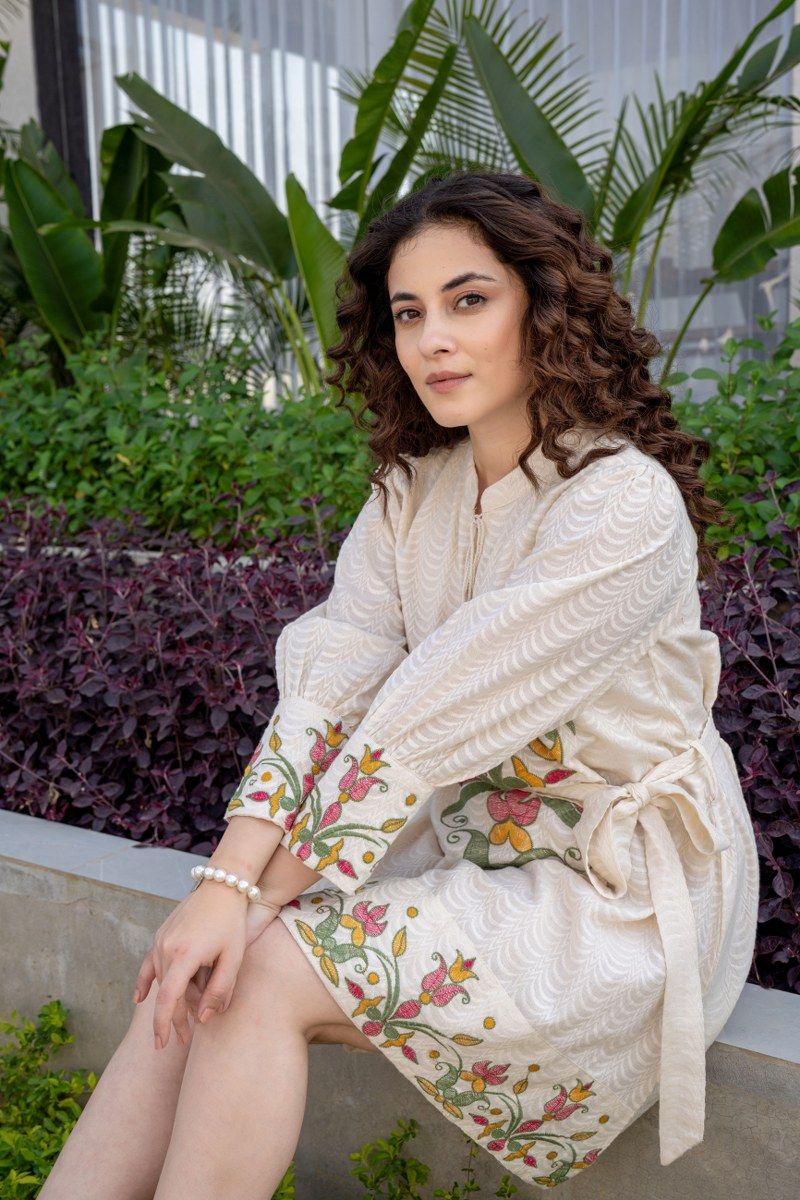 Off-white Tunic With Floral Handwork & Belt image 8