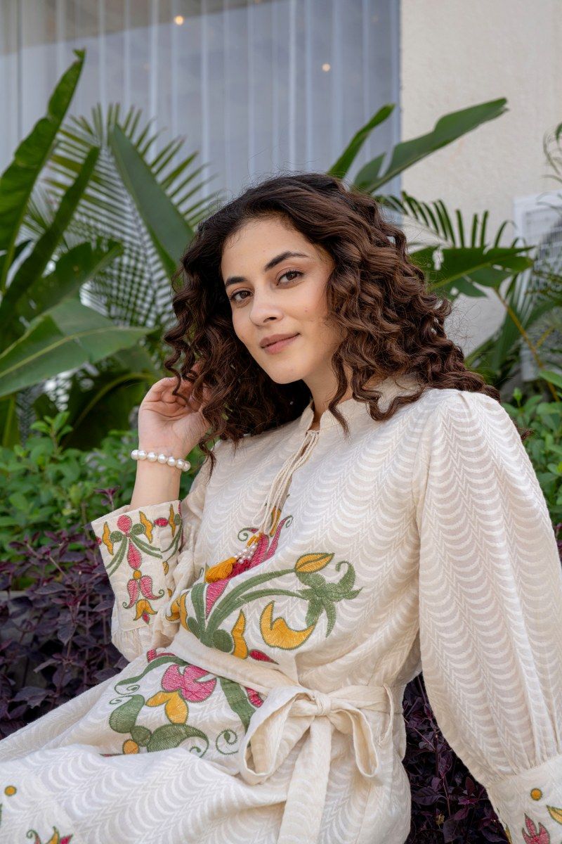 Off-white Tunic With Floral Handwork & Belt image 10