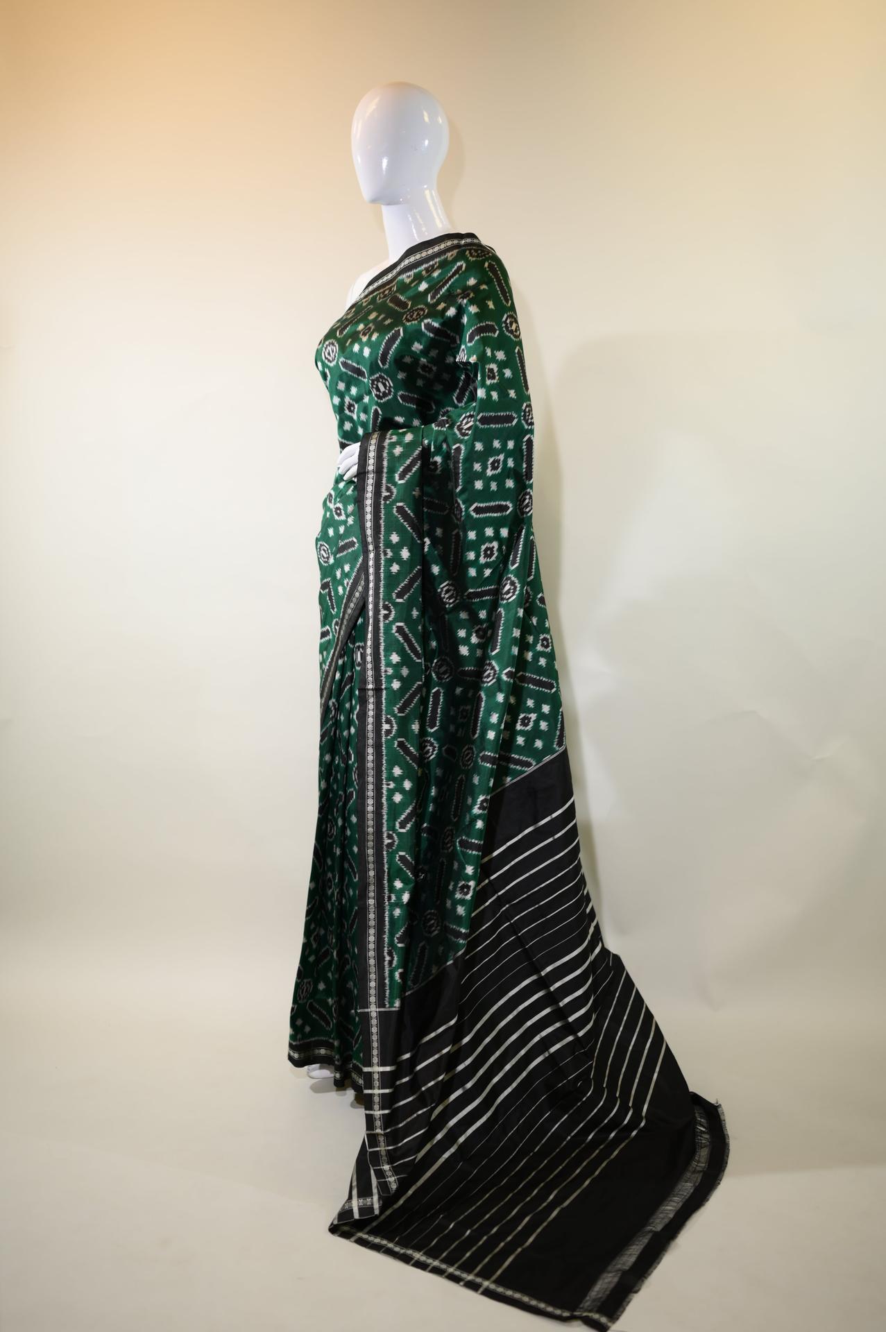 Emerald Green & Black Mulberry Silk Pochampally Ikat Saree image 2