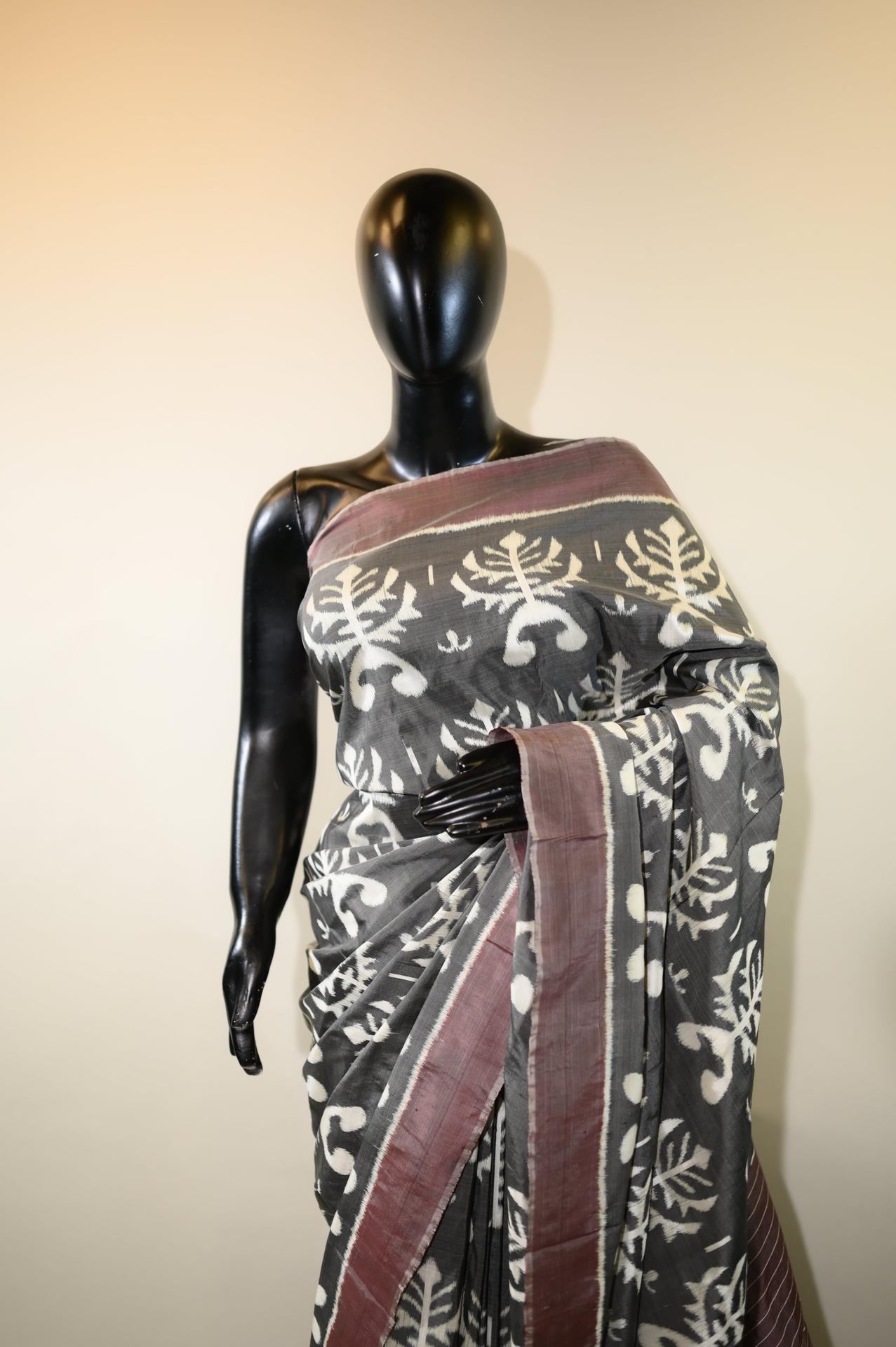 Greyish Purple Mulberry Silk Odisha Ikat Sarees image 3