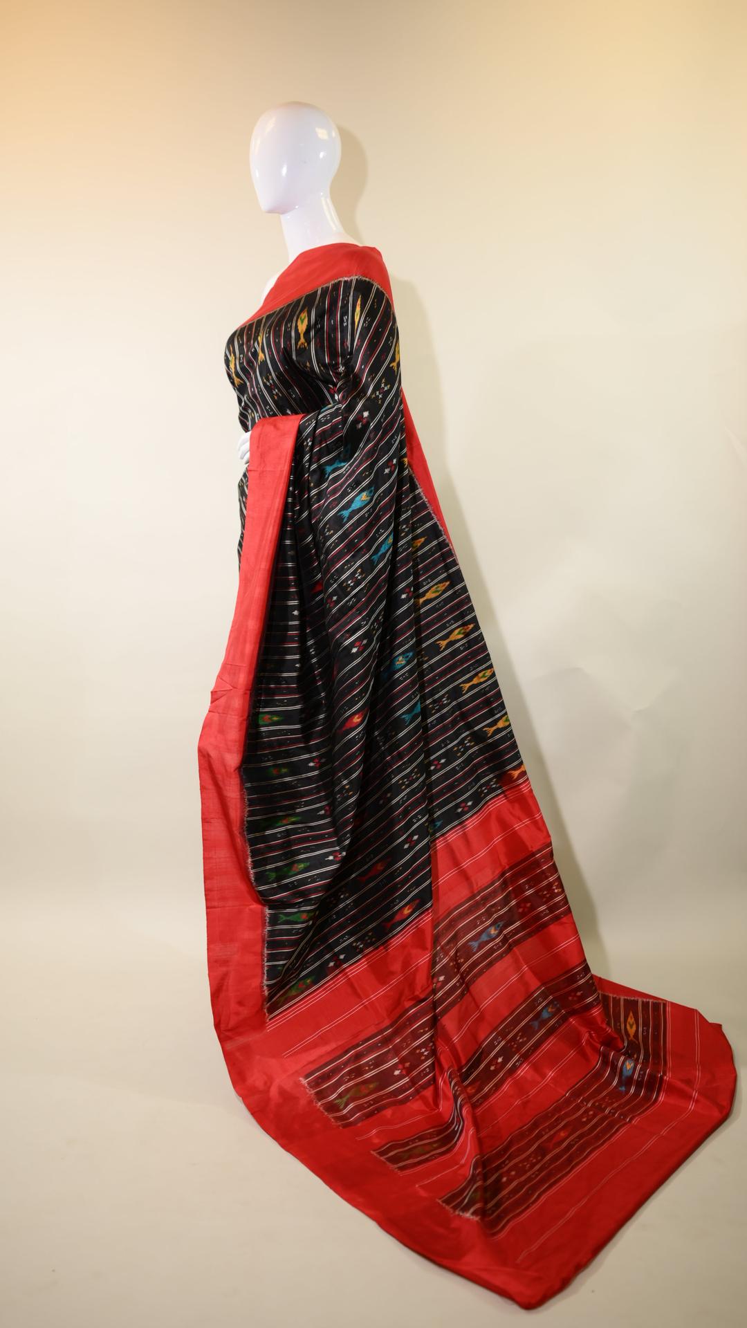 Red & Black Mulberry Silk Odisha Double Warp Ikat Saree image 3