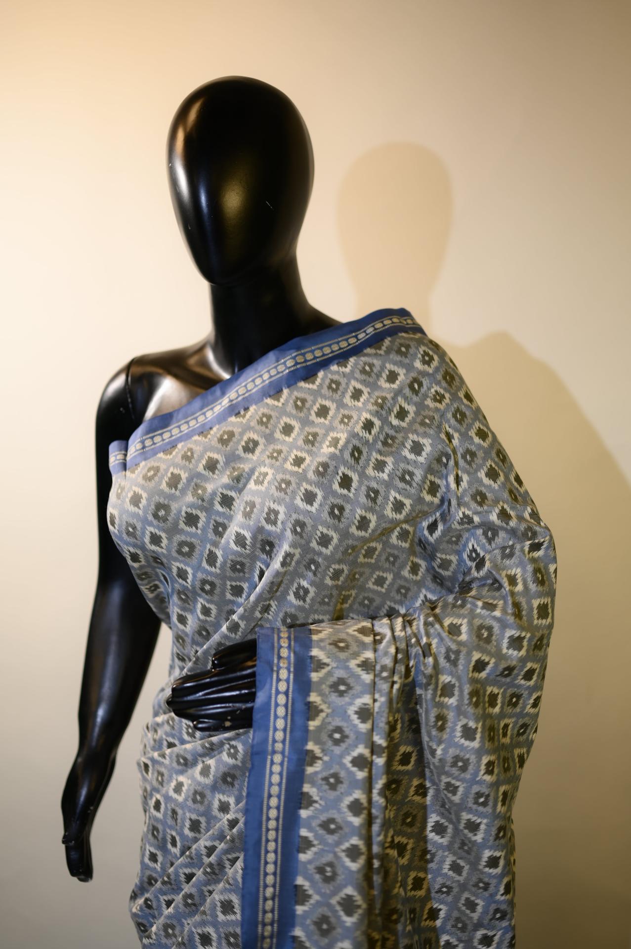 Bluish Grey & White Mulberry Silk Pochampally Ikat Saree image 4
