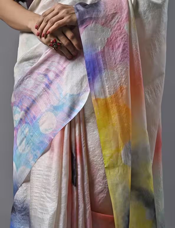 Multicolor Abstract Digital Print Saree image 3