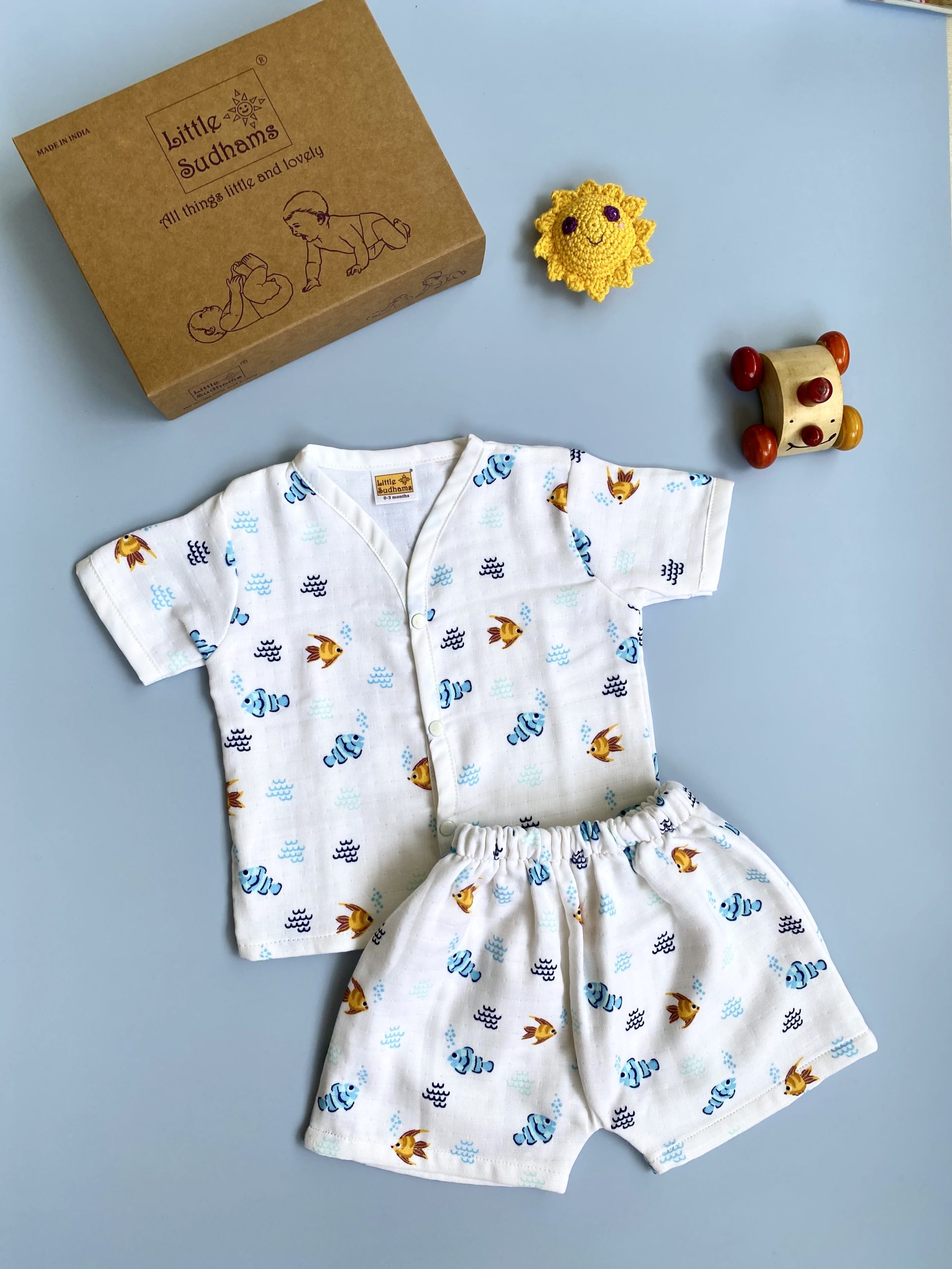 Organic Muslin Cotton Short-sleeve Set (FISHES & Bubbles) image 3