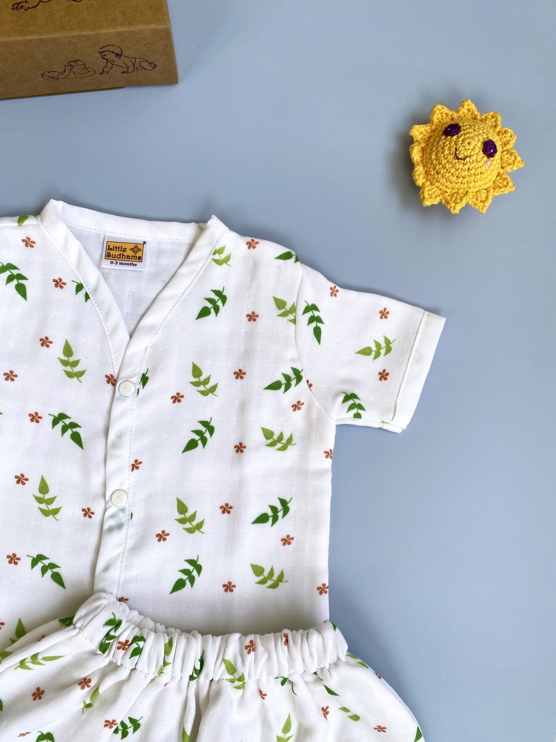 Organic Muslin Cotton Short-sleeve Set (LEAVES & Flowers) image 4