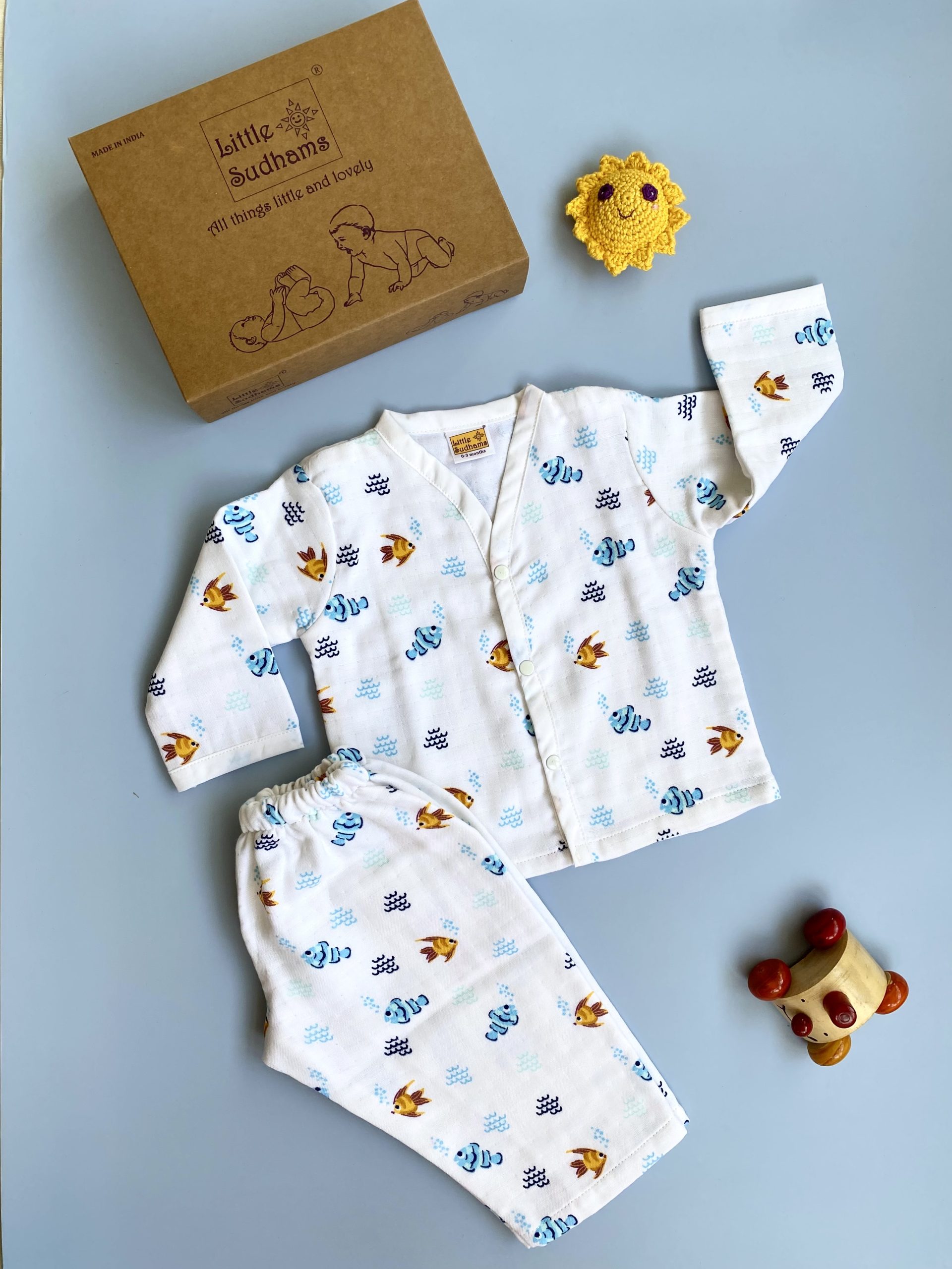 Organic Muslin Cotton Full-sleeve Set (FISHES & Bubbles) image 5