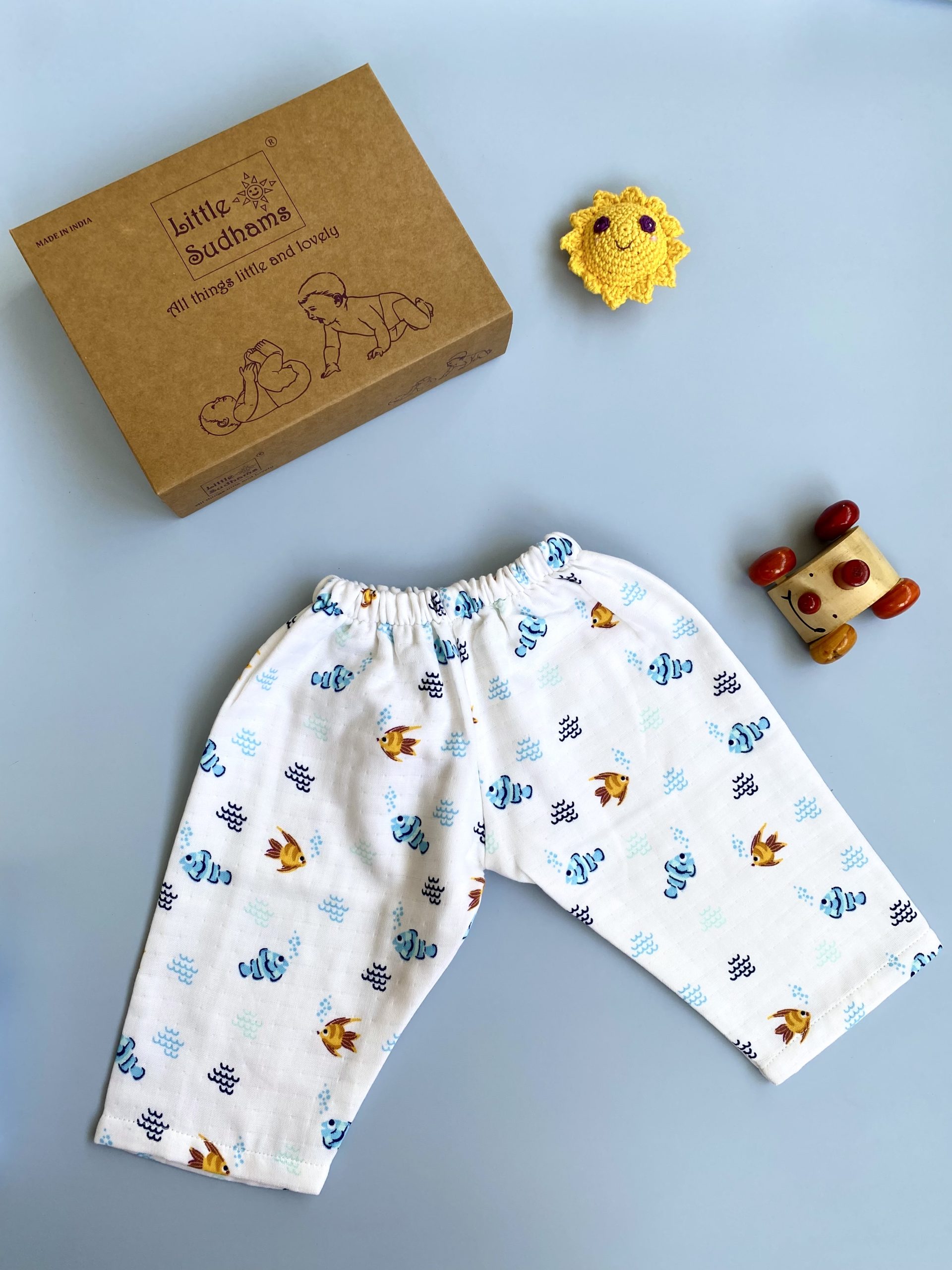 Organic Muslin Cotton Full-sleeve Set (FISHES & Bubbles) image 8