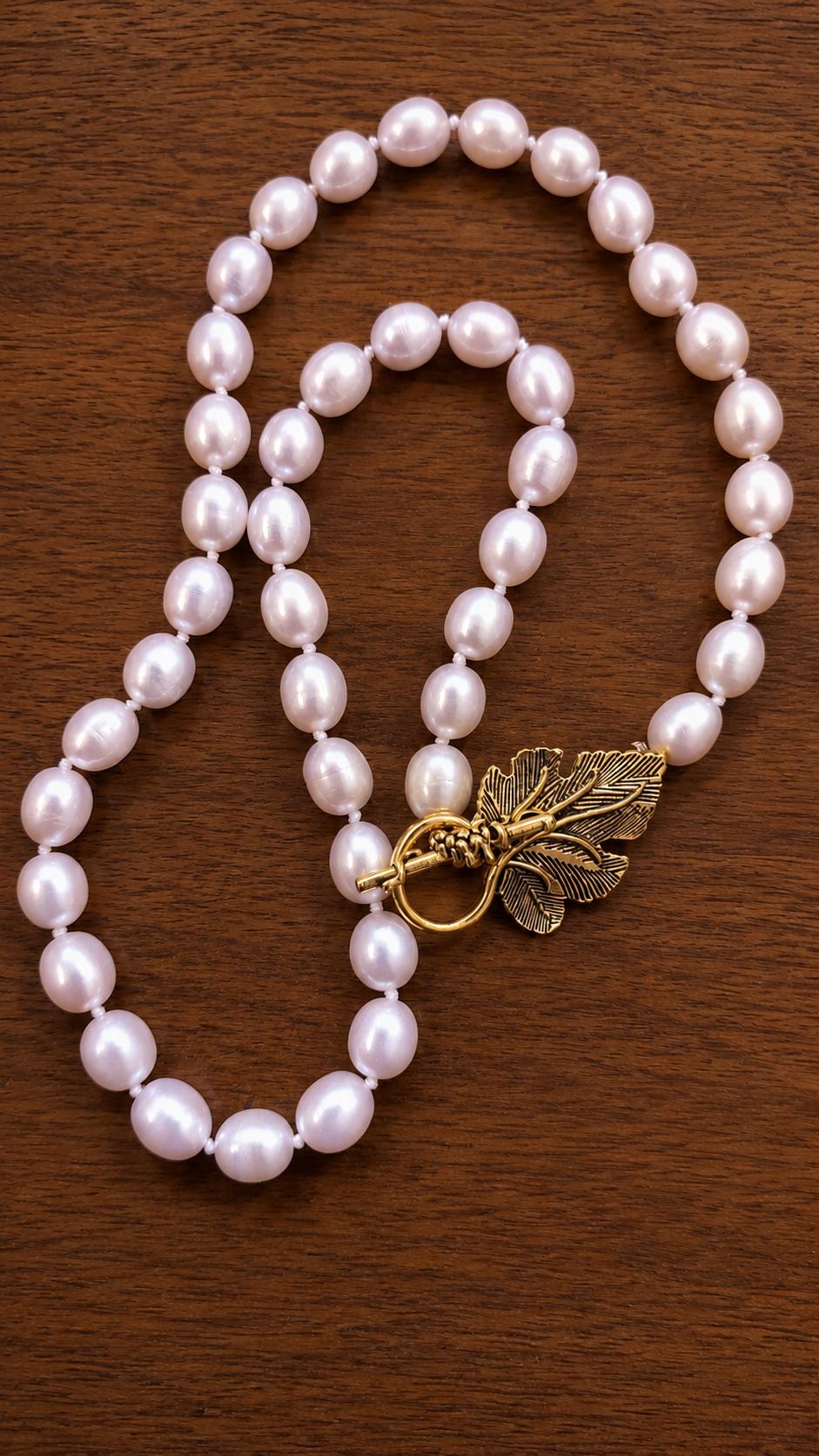 Pink Freshwater Pearl Necklace, Baroque Pearl Statement Necklace, Gold Leaf Toggle Clasp, Genuine Pearl Jewelry, Bridal Wedding Gift For Her image 2