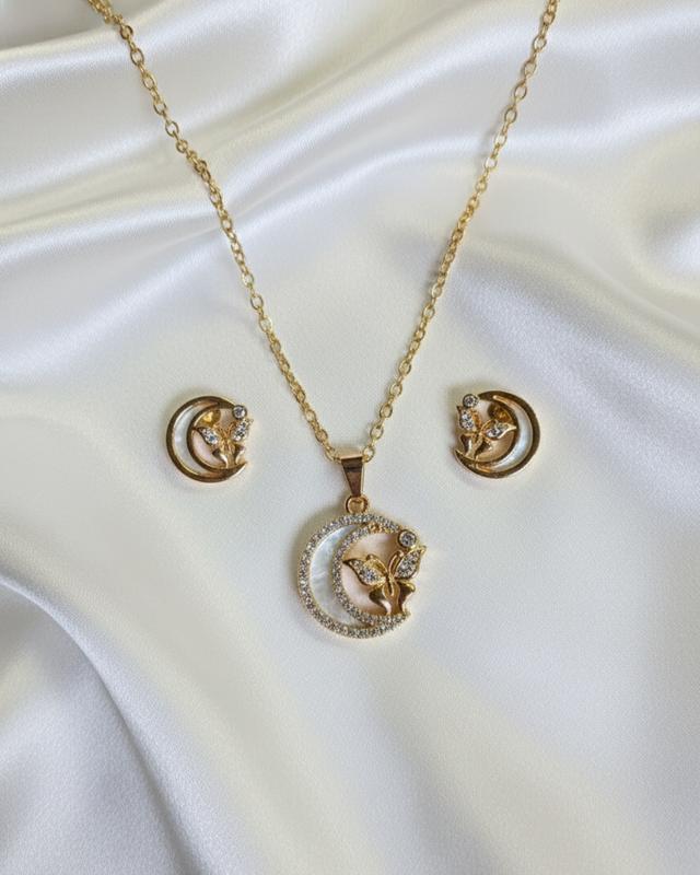 Anti-tarnish Moonlight Butterfly Pendant Set image 3