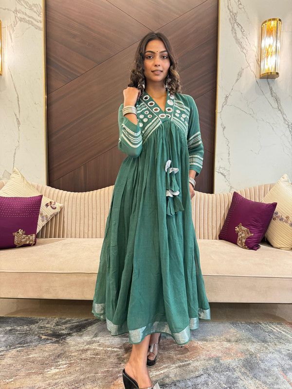 Embellished Linen Stitched Frok