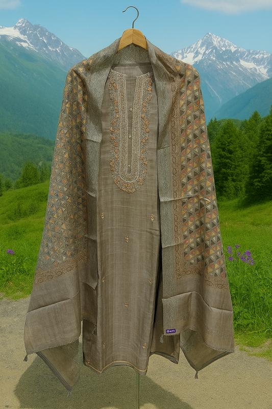 Oviya Unstitched Suit