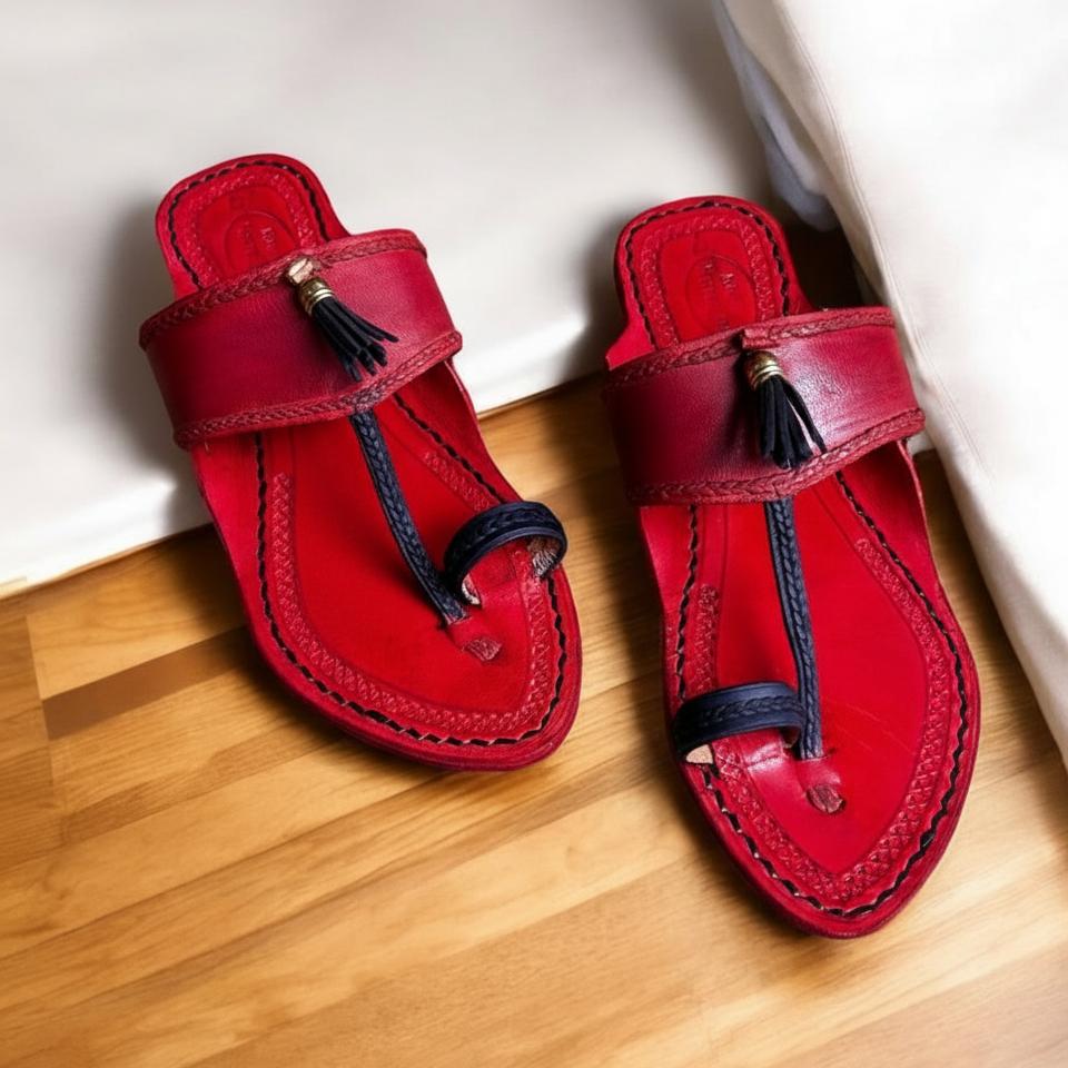 Karagiri Kolhapuri Chappal For Men - Red And Blue image 4