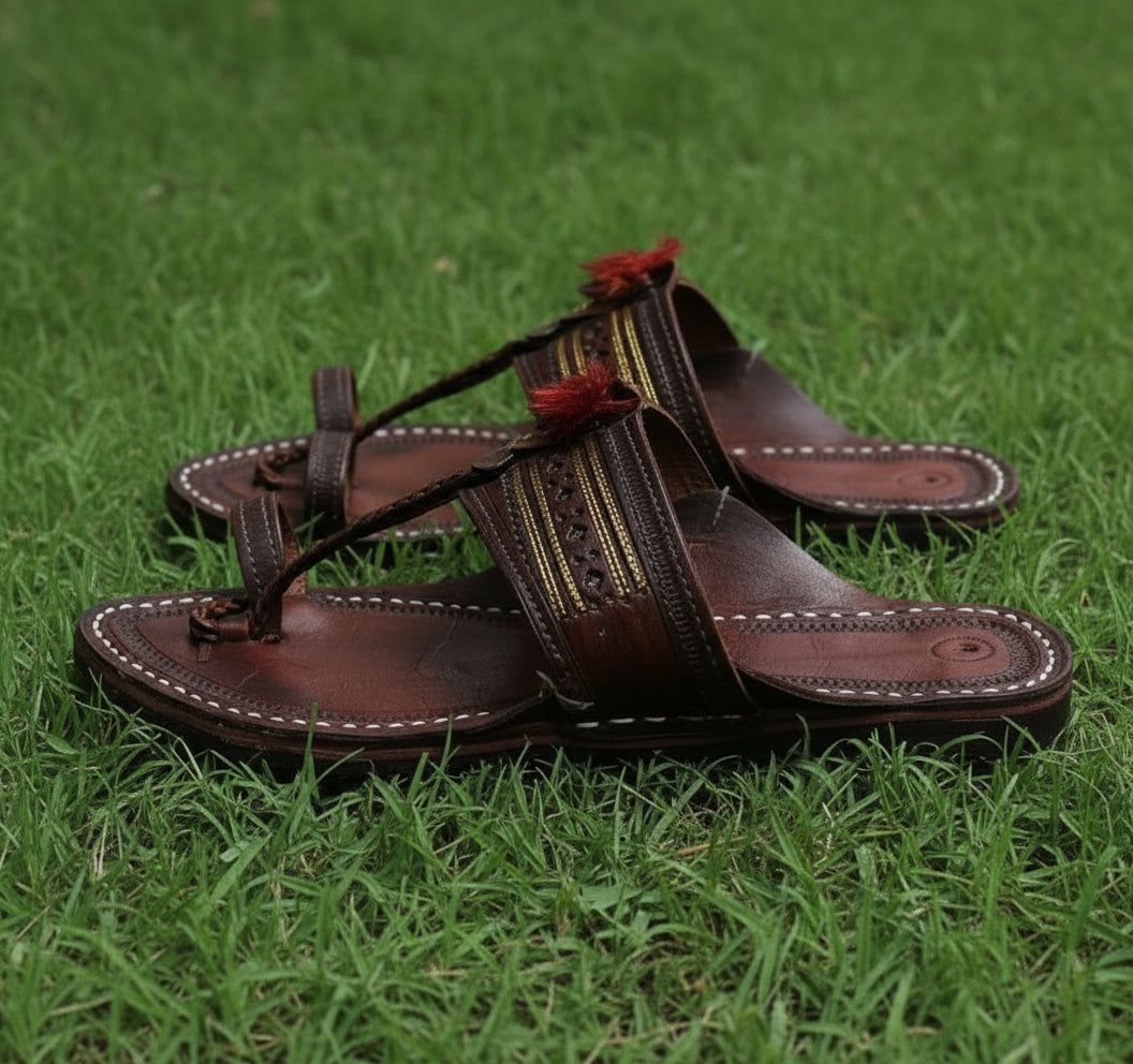 Royal Kolhapuri Chappal - Dark image 2