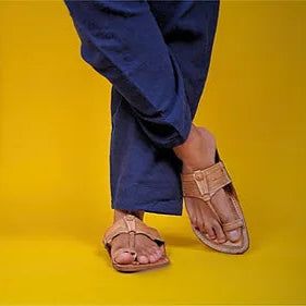 The Classic Kolhapuri Chappal image 5